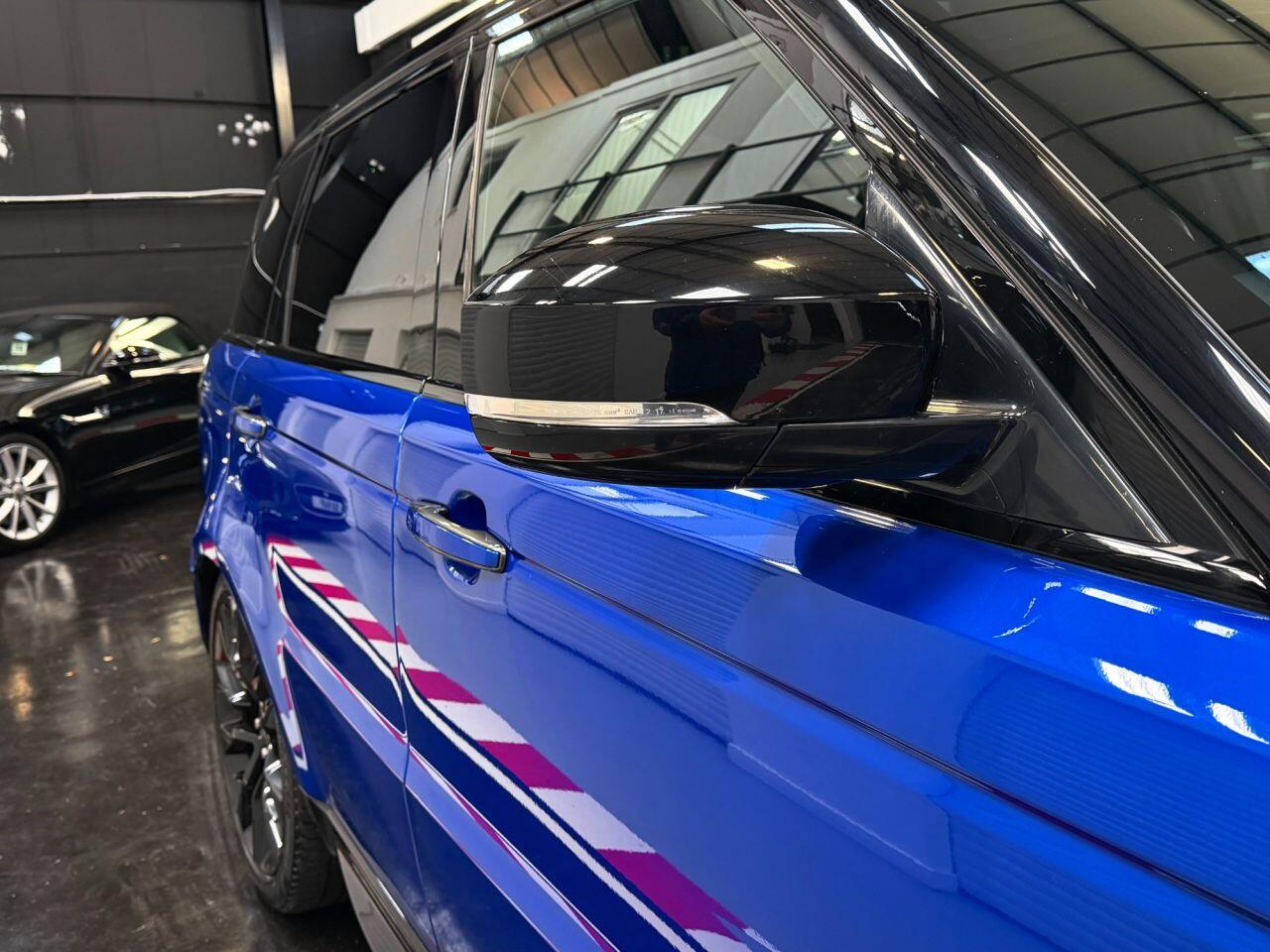 Land Rover Range Rover Sport view 9