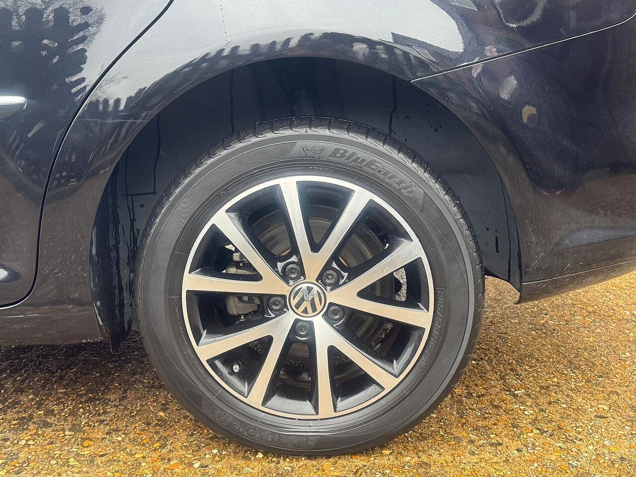 Volkswagen Touran view 37