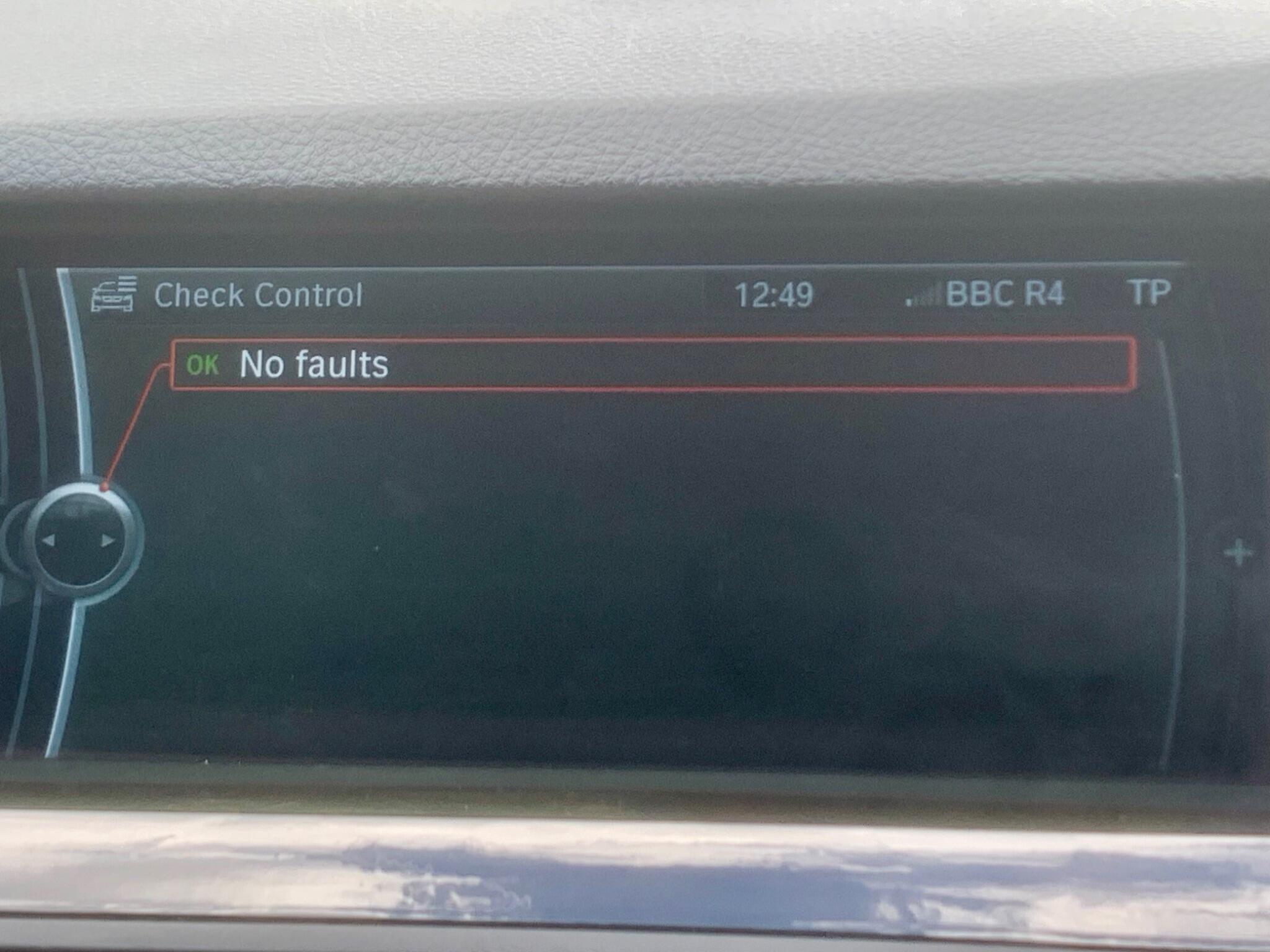 BMW 5 Series view 41