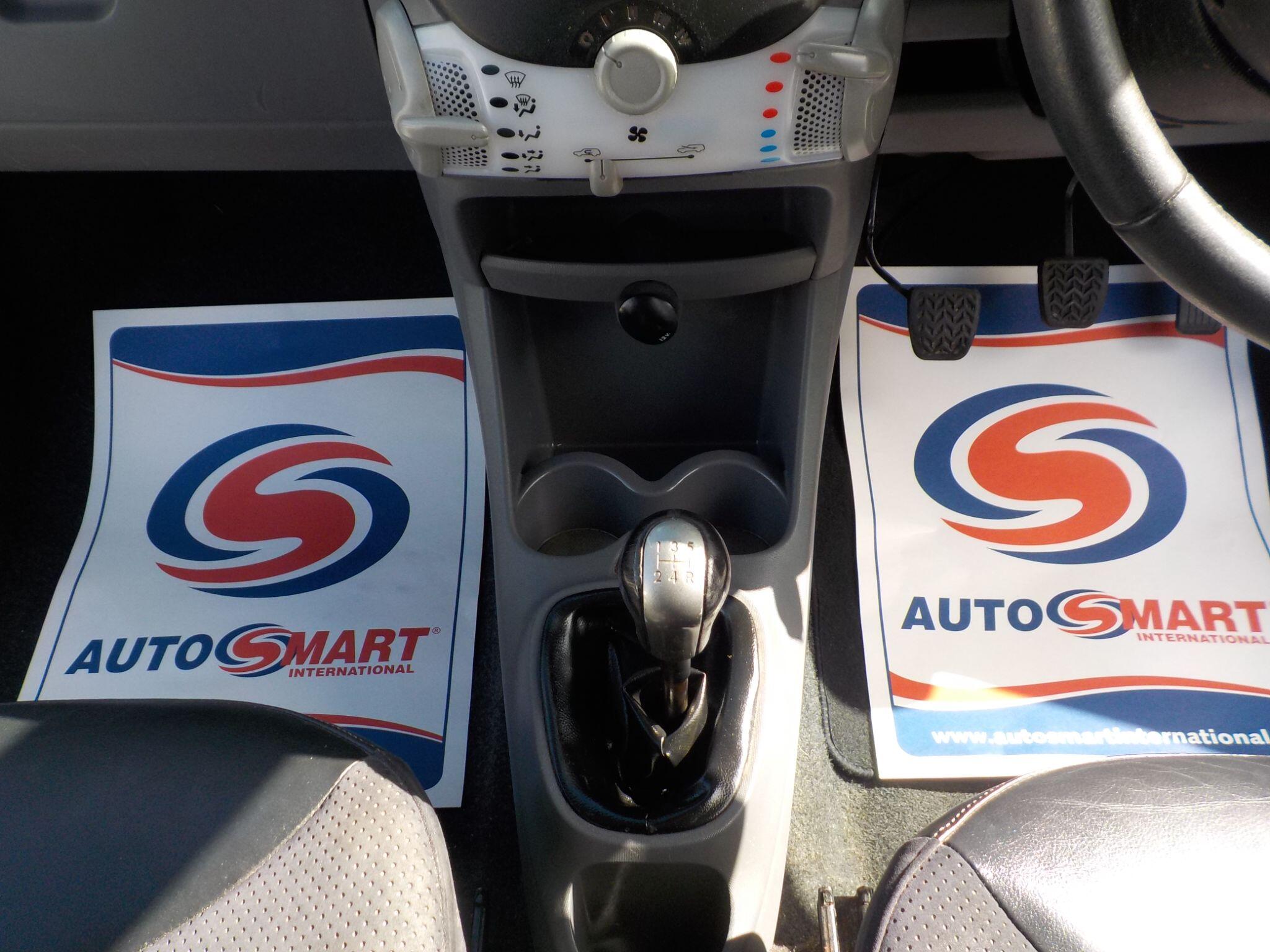 Toyota AYGO 1.0 VVT-i Ice Euro 5 3dr