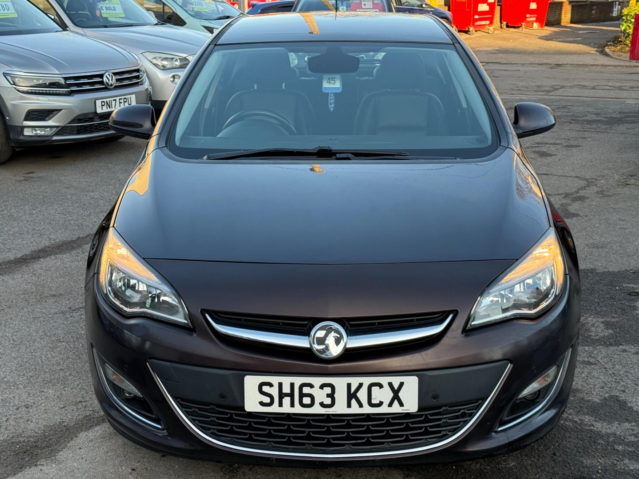 Vauxhall Astra - Image 8