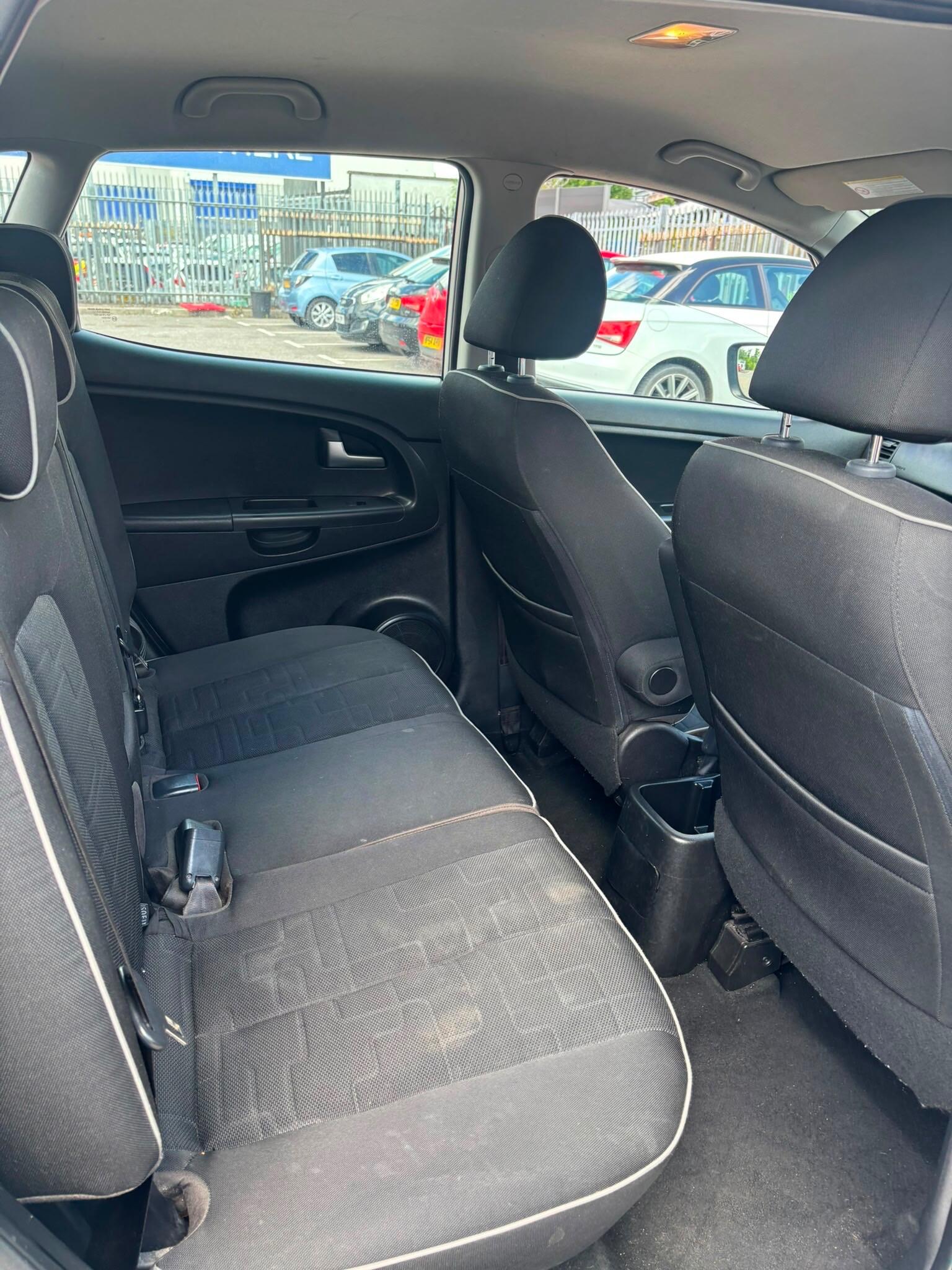 Kia Venga view 30