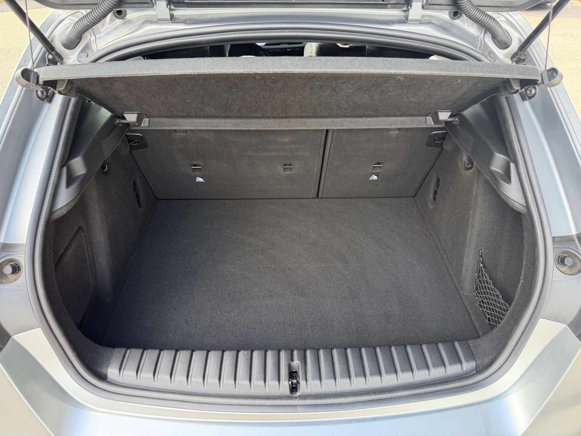BMW 1 Series view 23