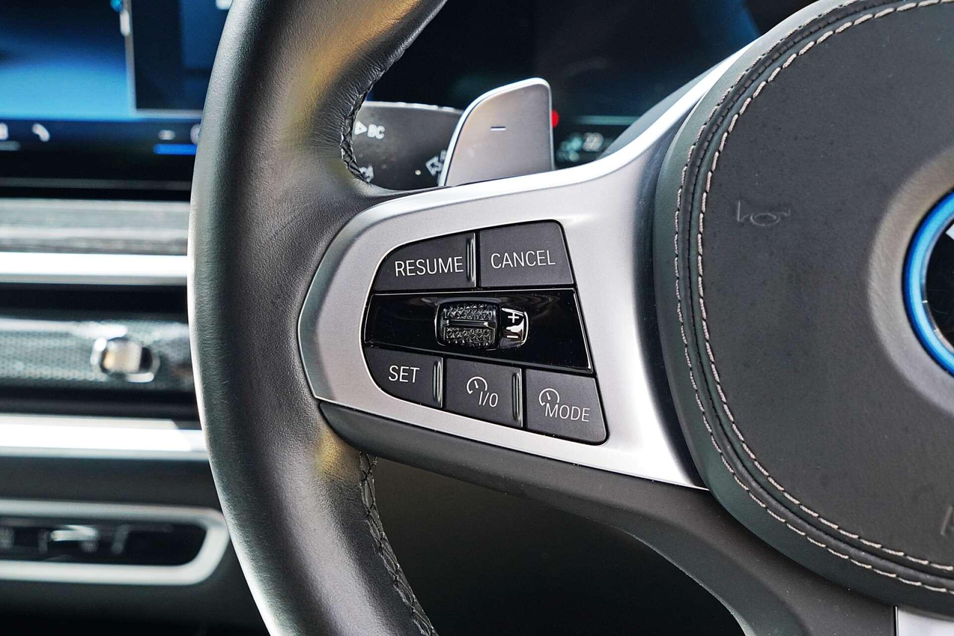 BMW X5 view 29