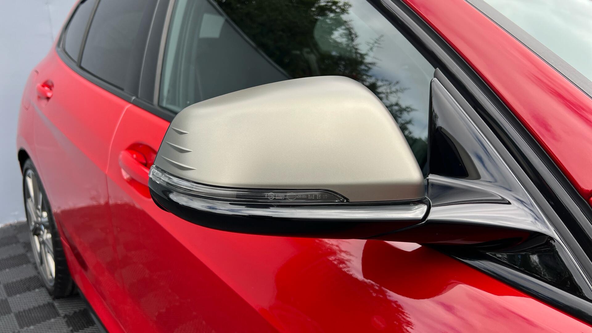 BMW 1 Series view 26