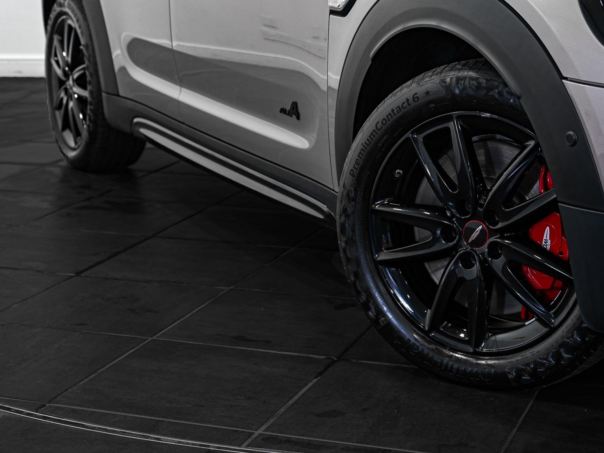 Mini Countryman view 22