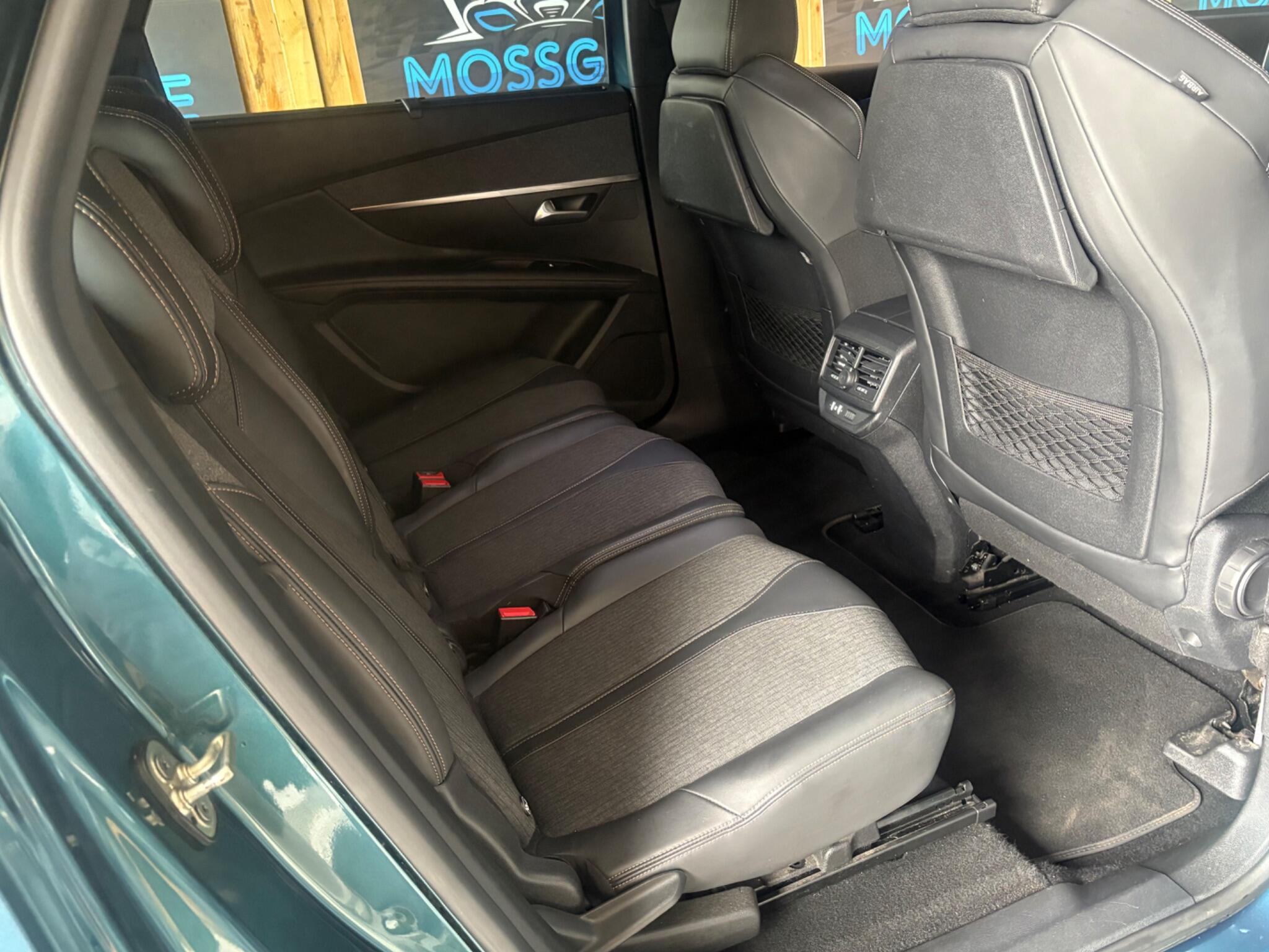 Peugeot 5008 view 20