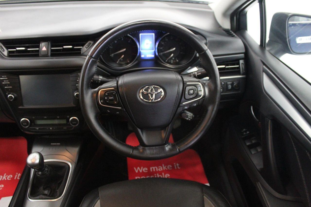 Toyota Avensis view 44