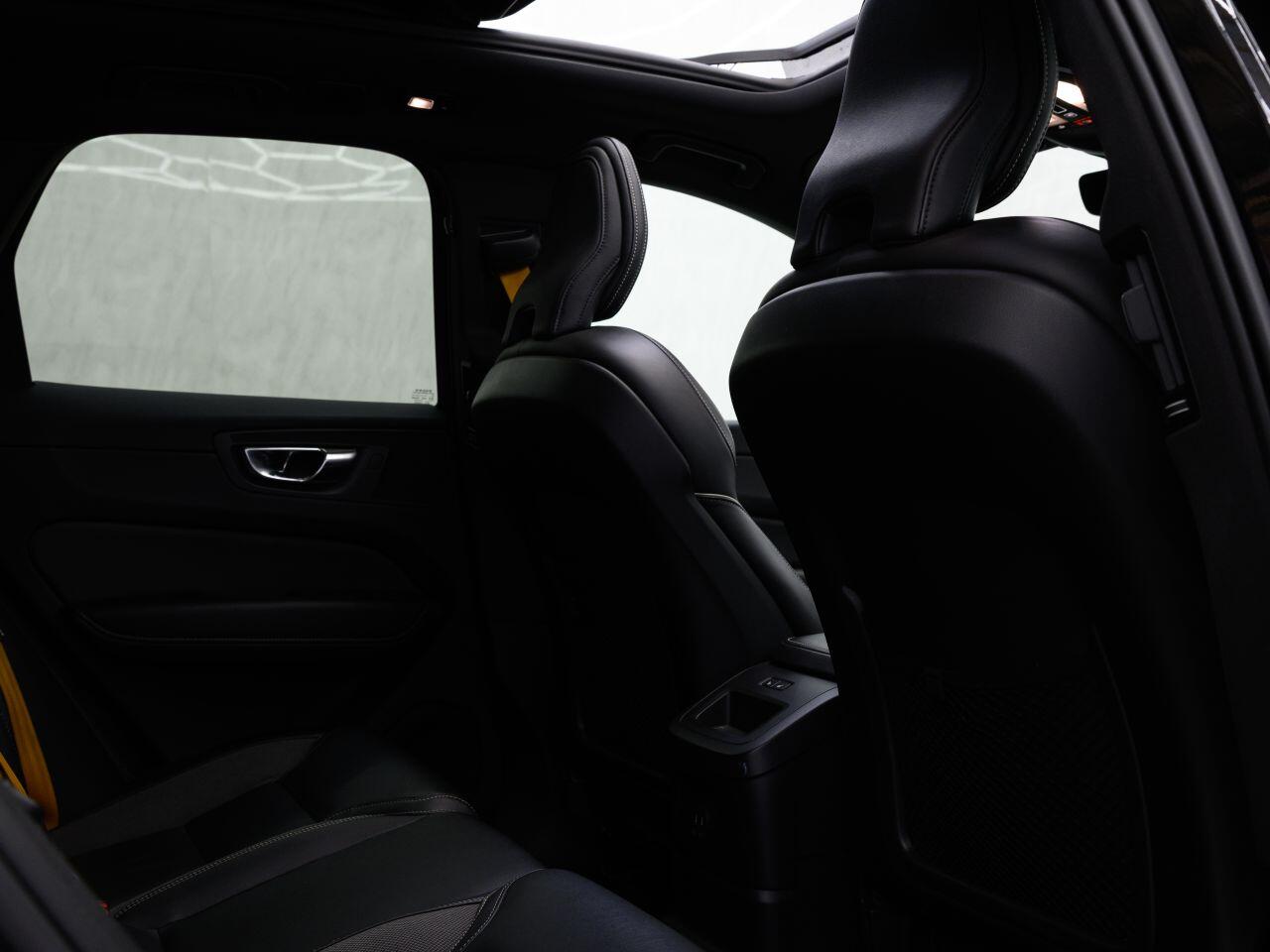 Volvo XC60 view 25