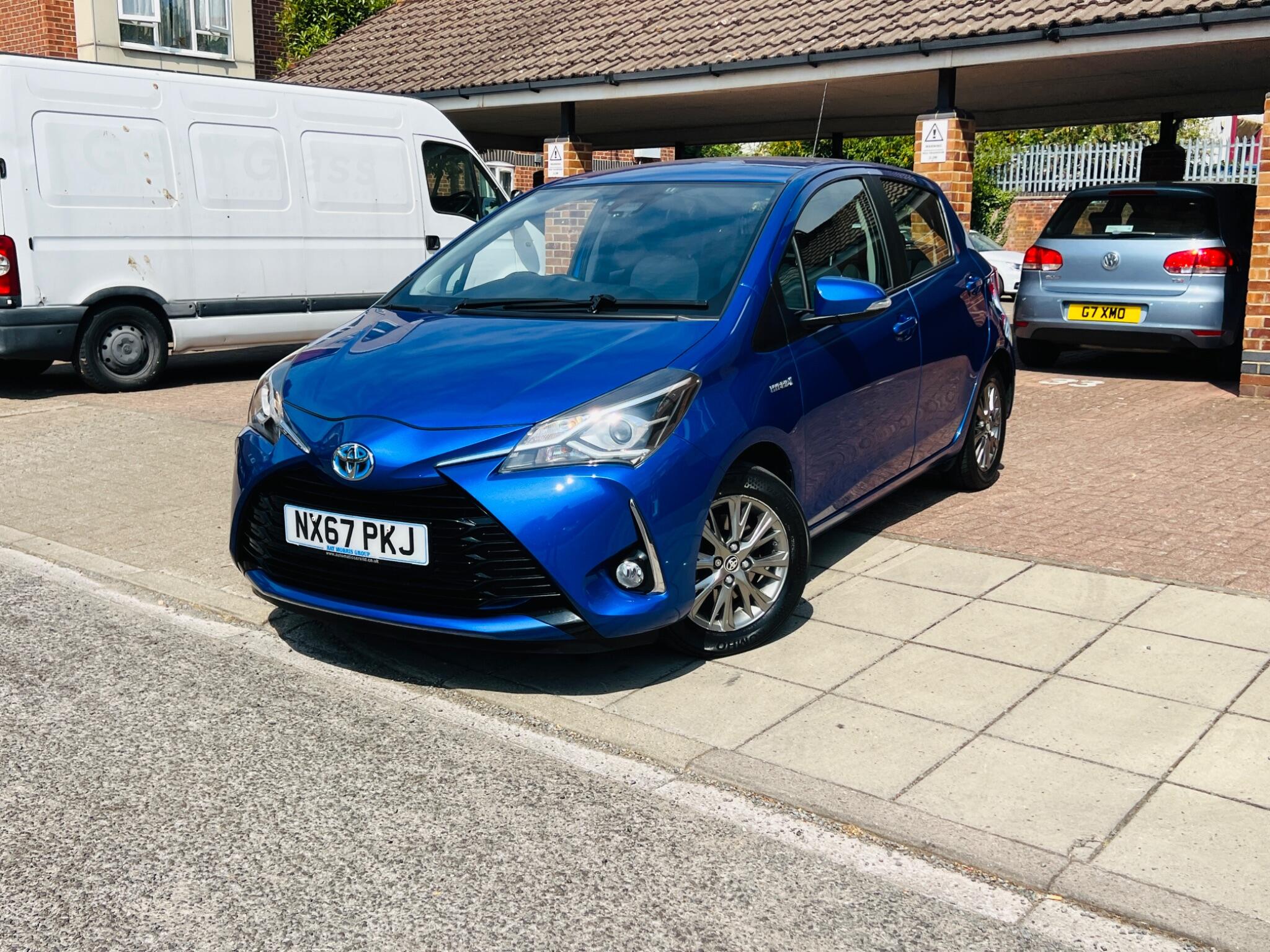 Toyota Yaris view 14