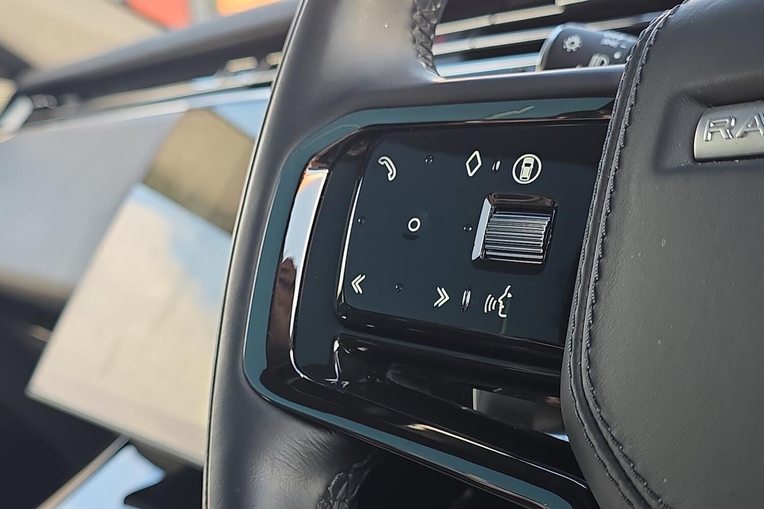 Land Rover Range Rover Sport view 21