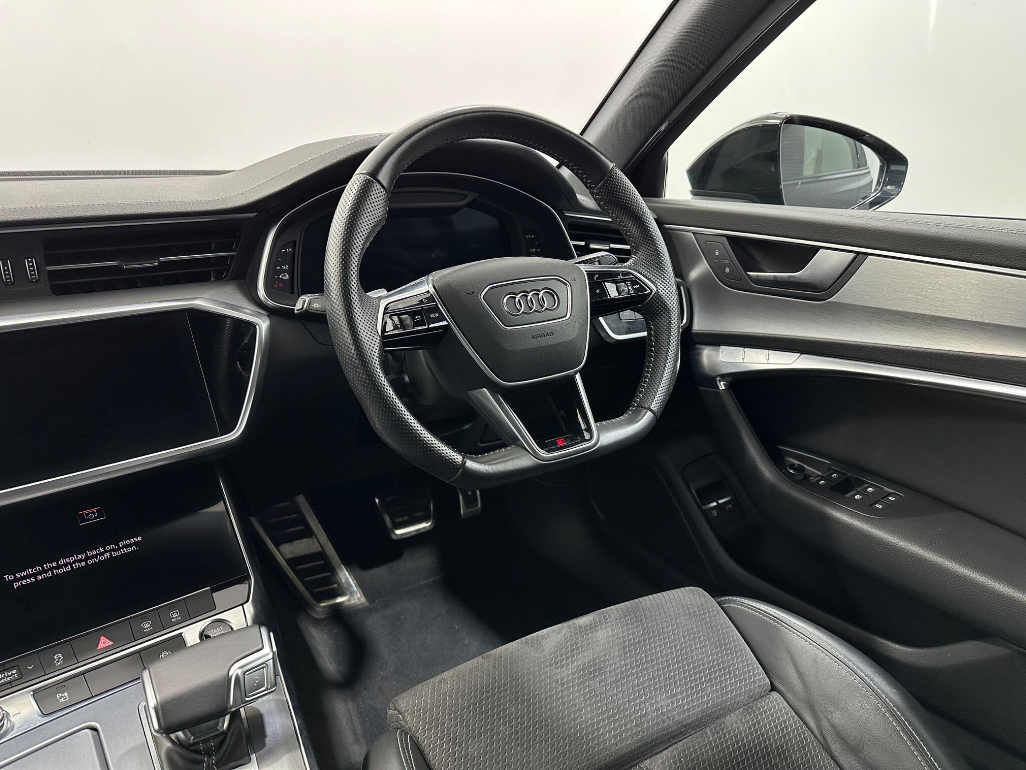Audi A6 Saloon view 12
