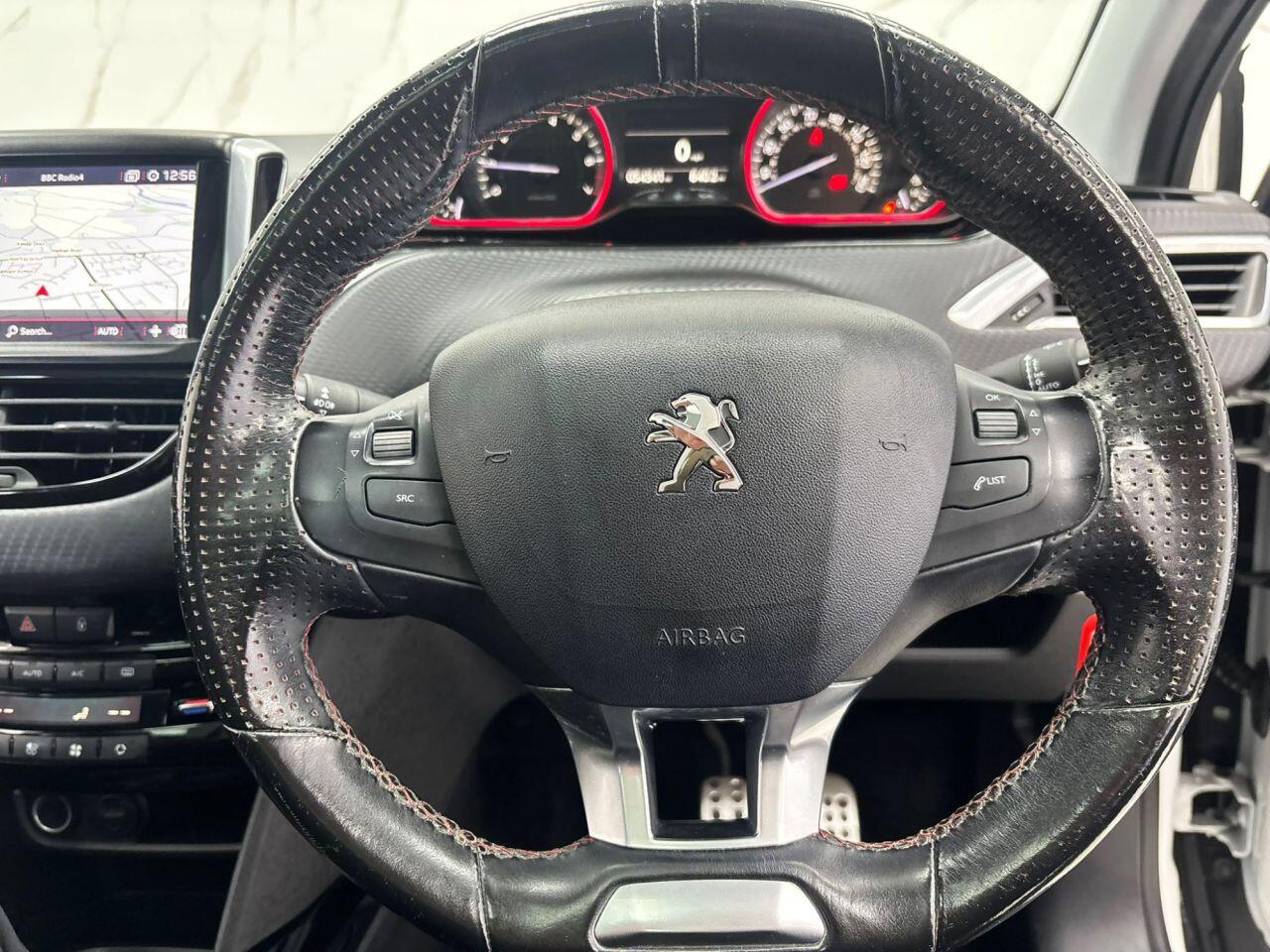 Peugeot 2008 view 17