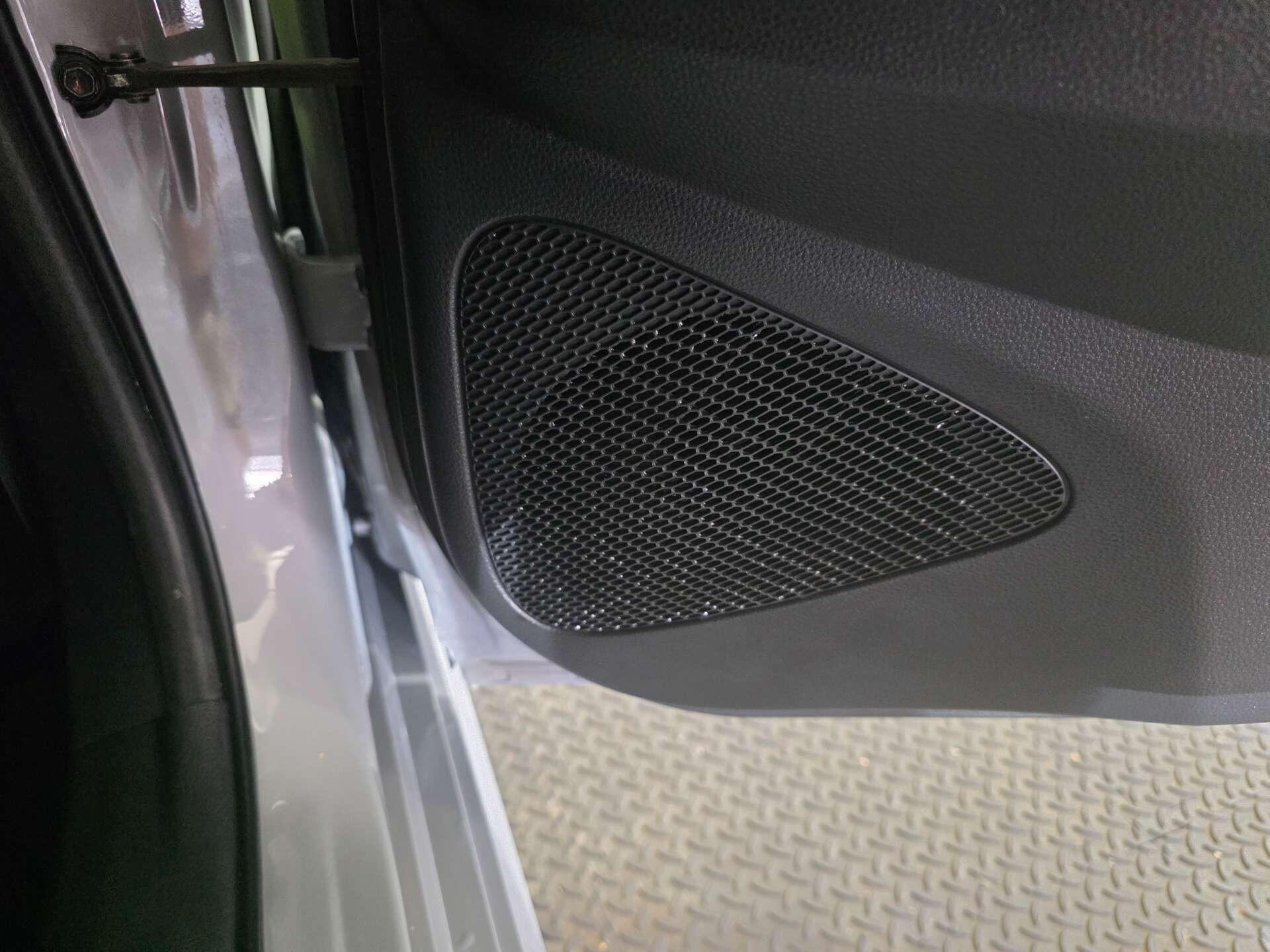 Toyota Corolla view 36