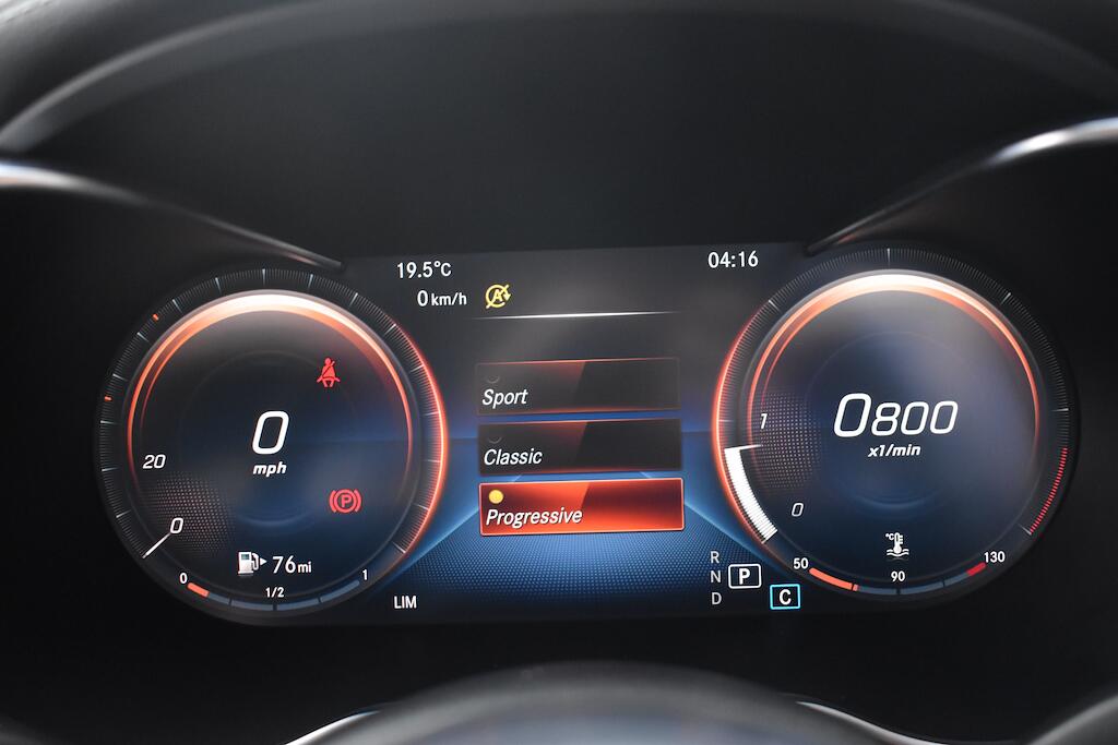 Mercedes-Benz C Class view 61