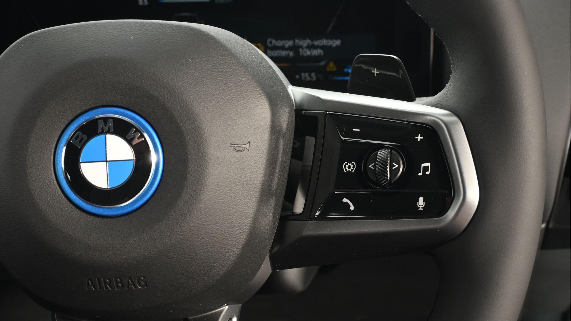 BMW X3 view 18