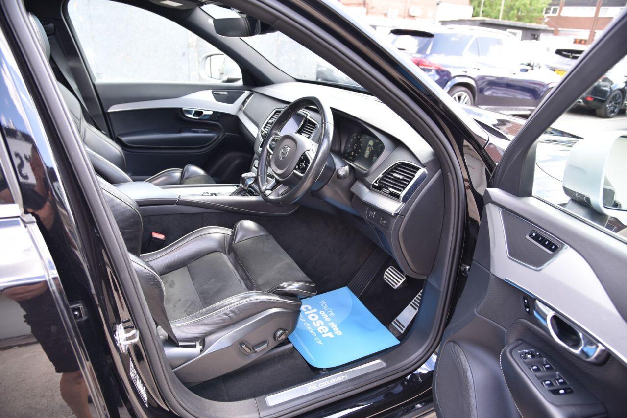 Volvo XC90 view 19