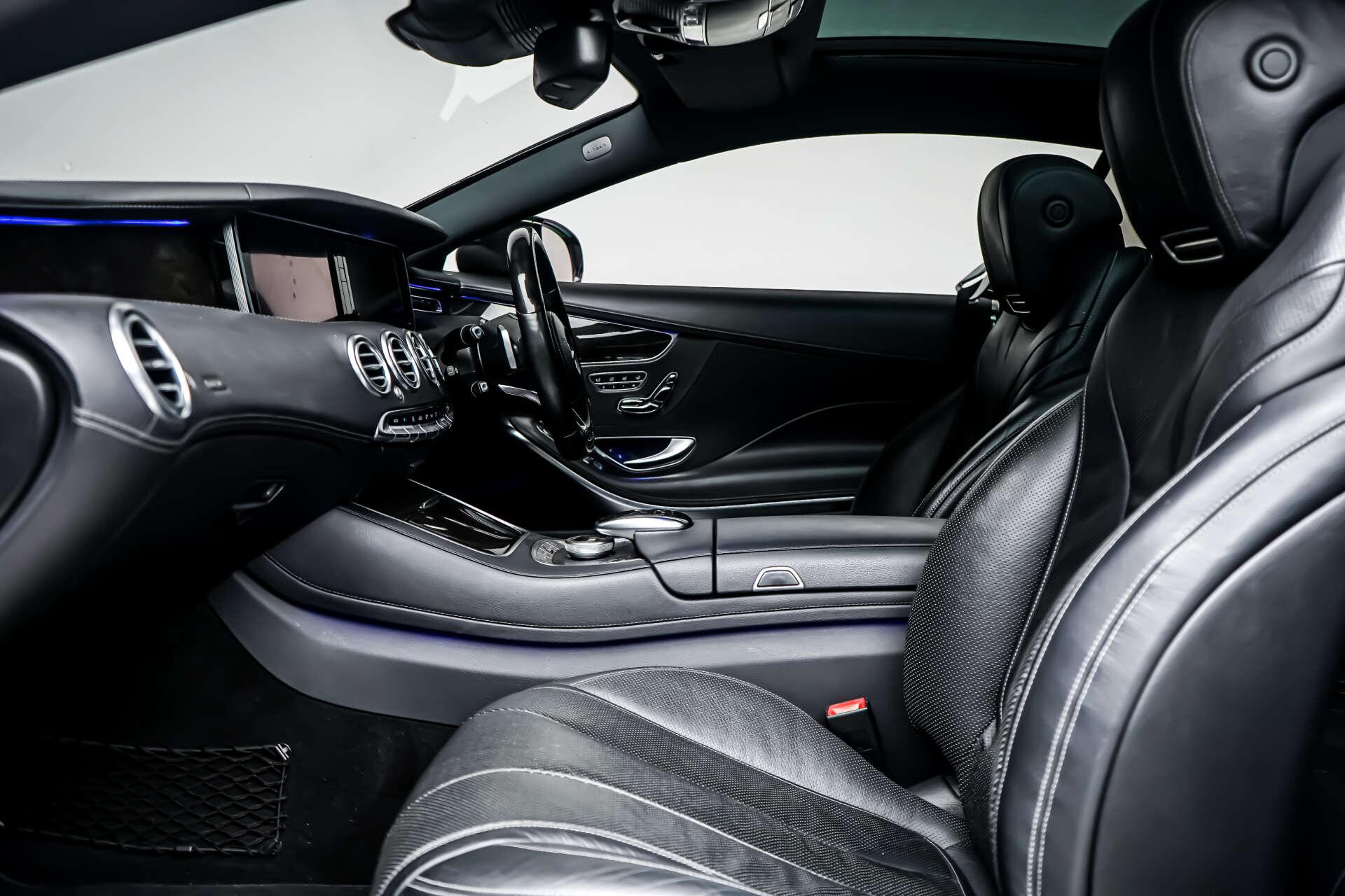 Mercedes-Benz S-Class view 7