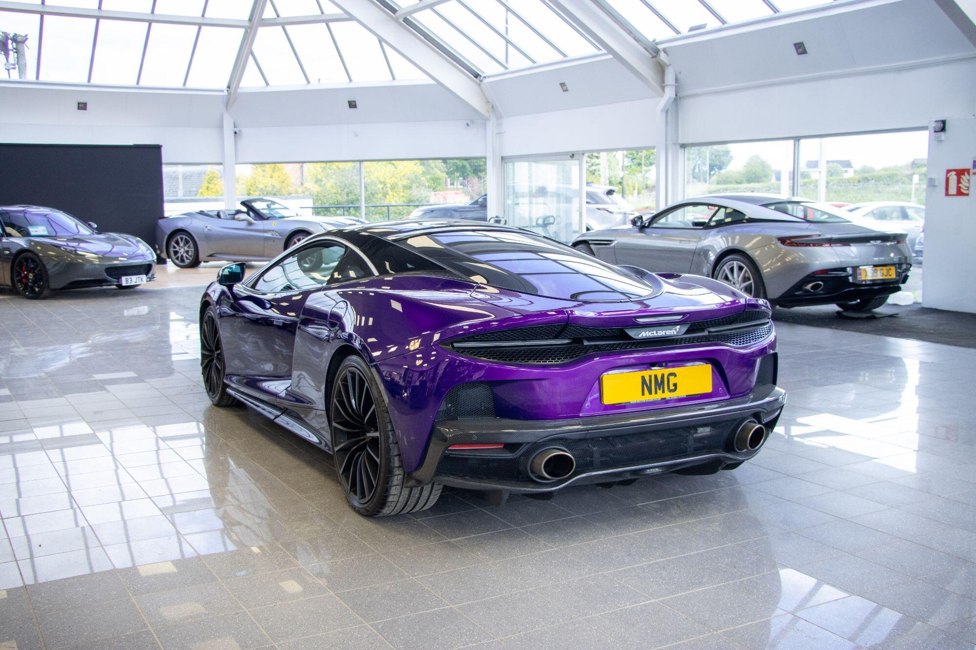 Mclaren GT view 4
