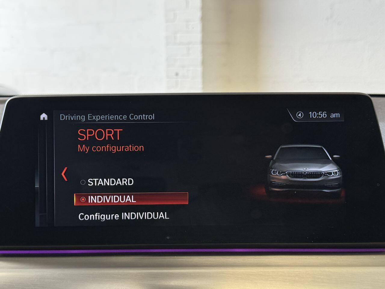 BMW 5 Series view 61