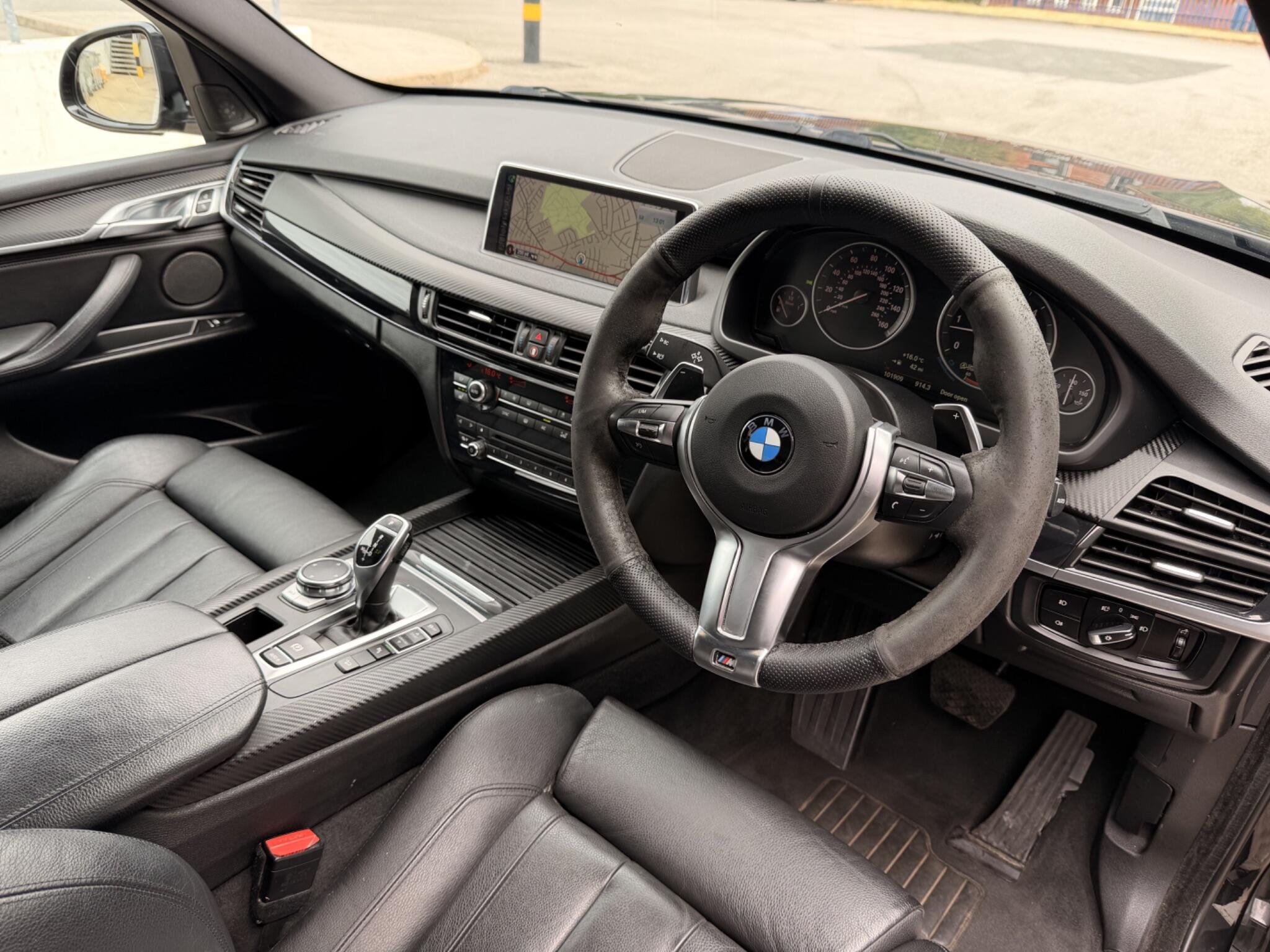 BMW X5 view 17