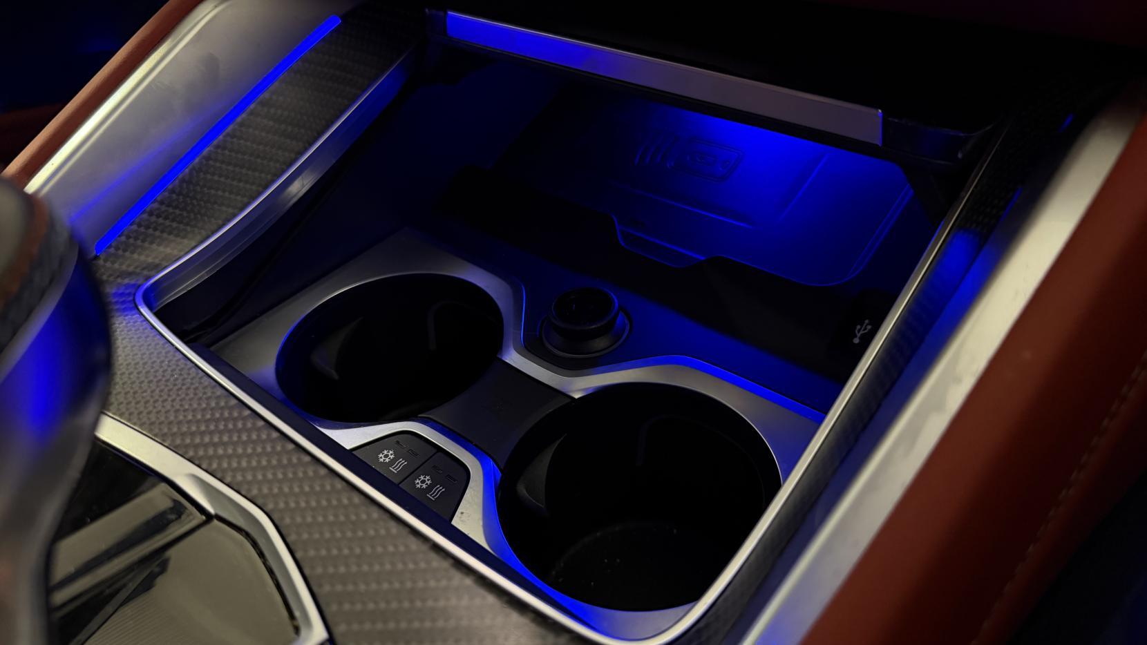 BMW XM view 29