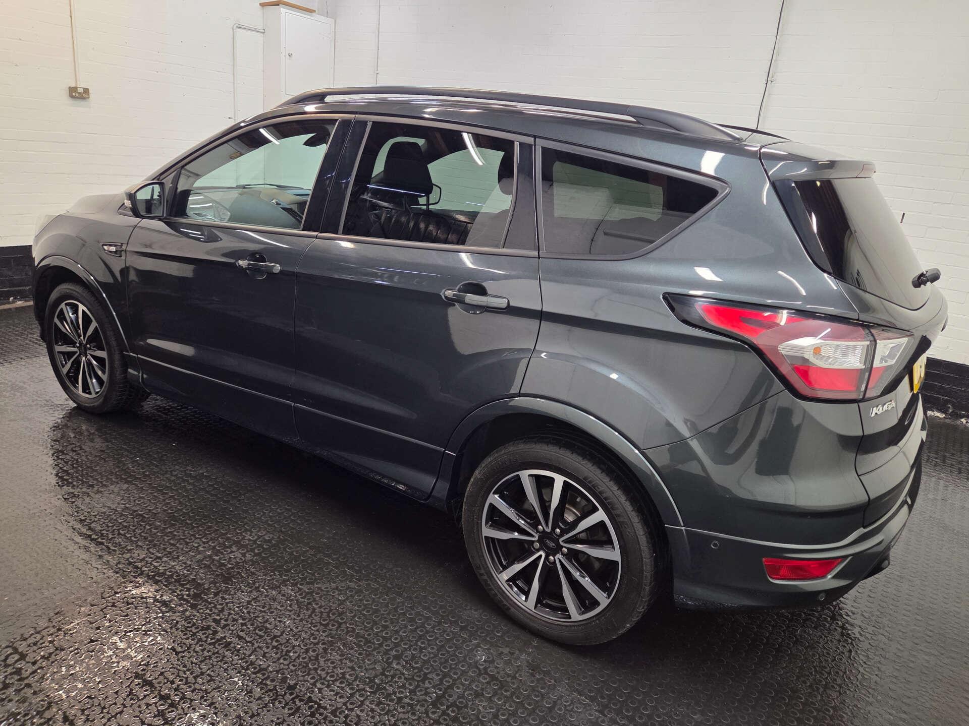 Ford Kuga view 31