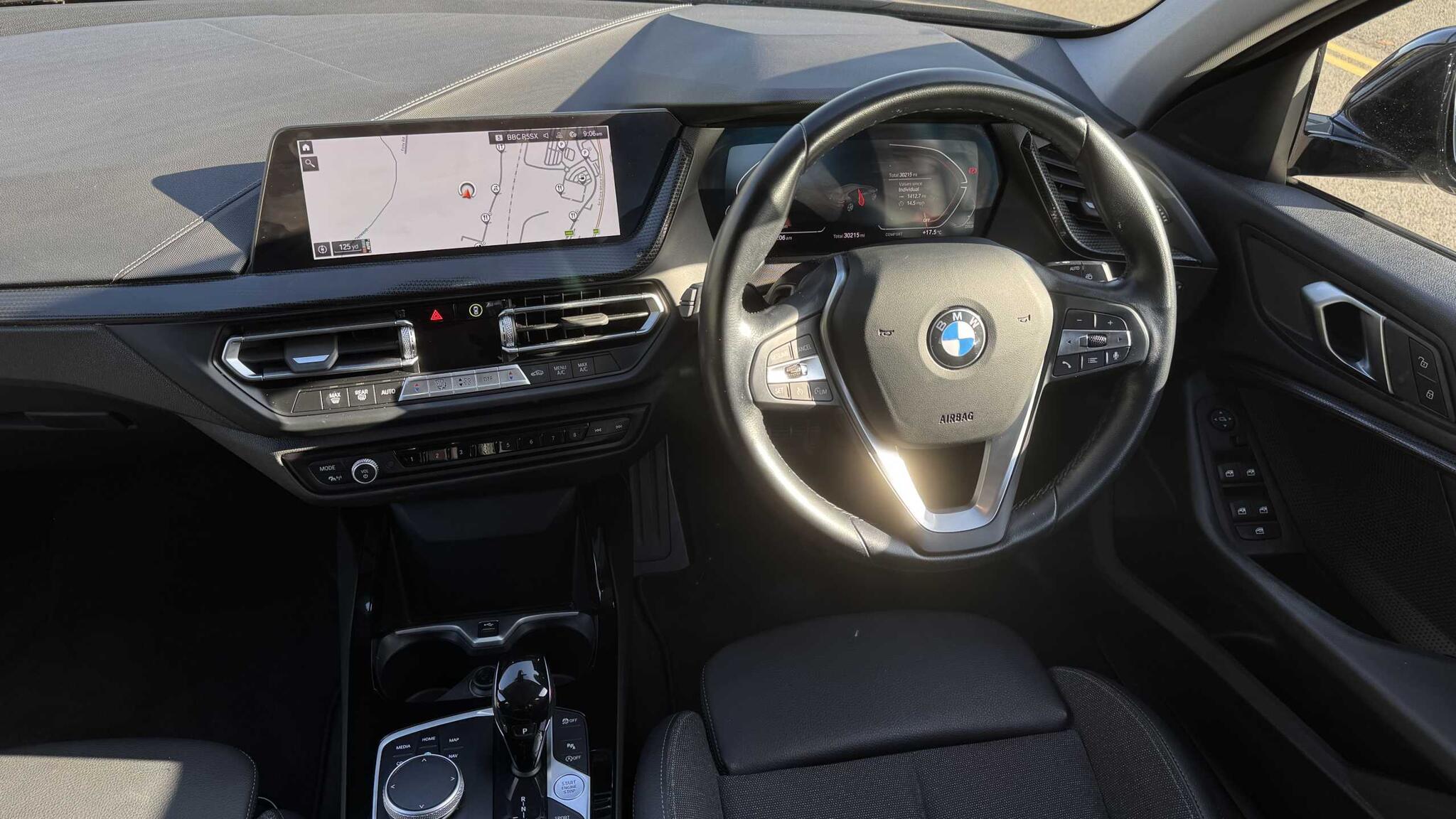 BMW 1 Series view 6