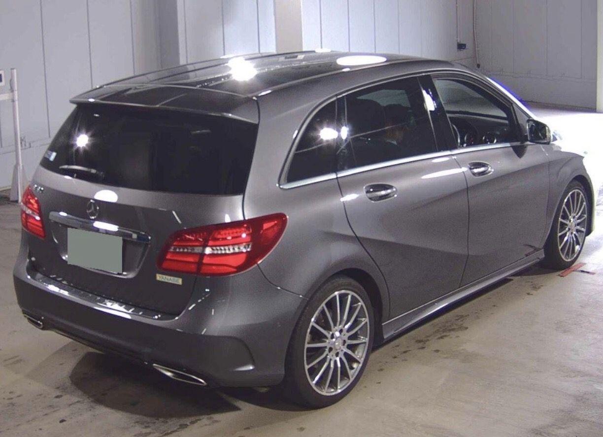 Mercedes-Benz B-Class view 4