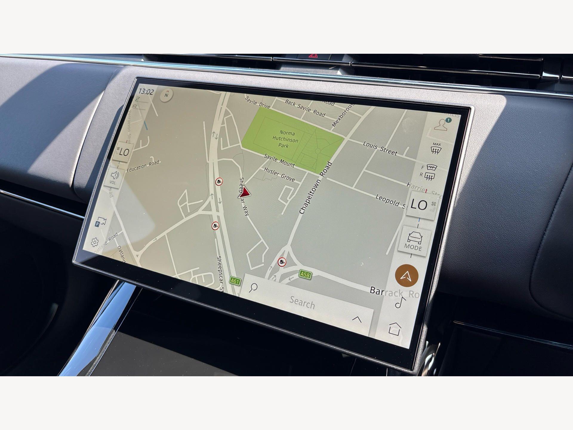Land Rover Range Rover Sport view 13