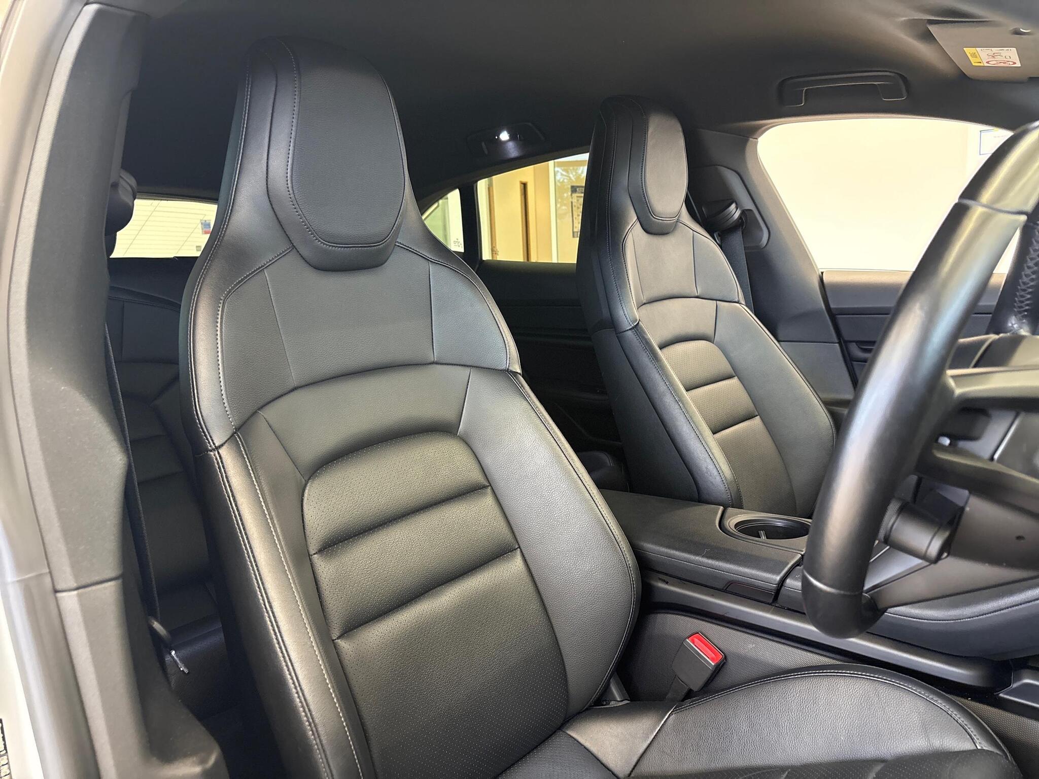Porsche Taycan view 14