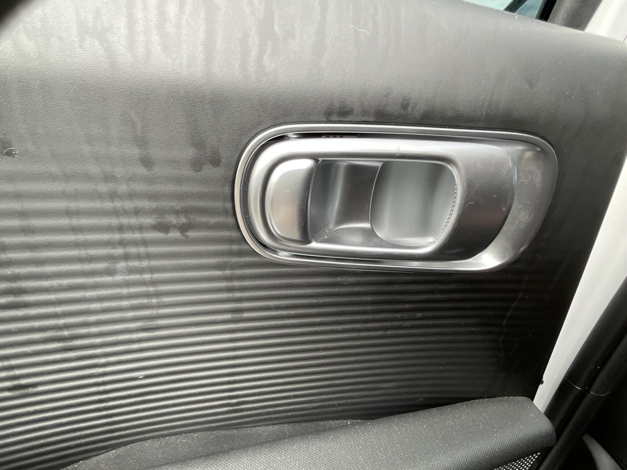 Hyundai Ioniq 6 view 19