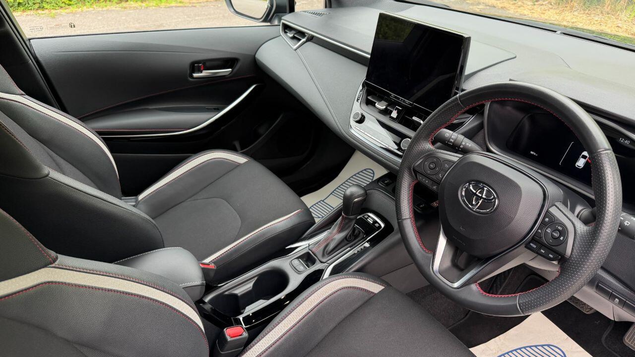 Toyota Corolla view 10