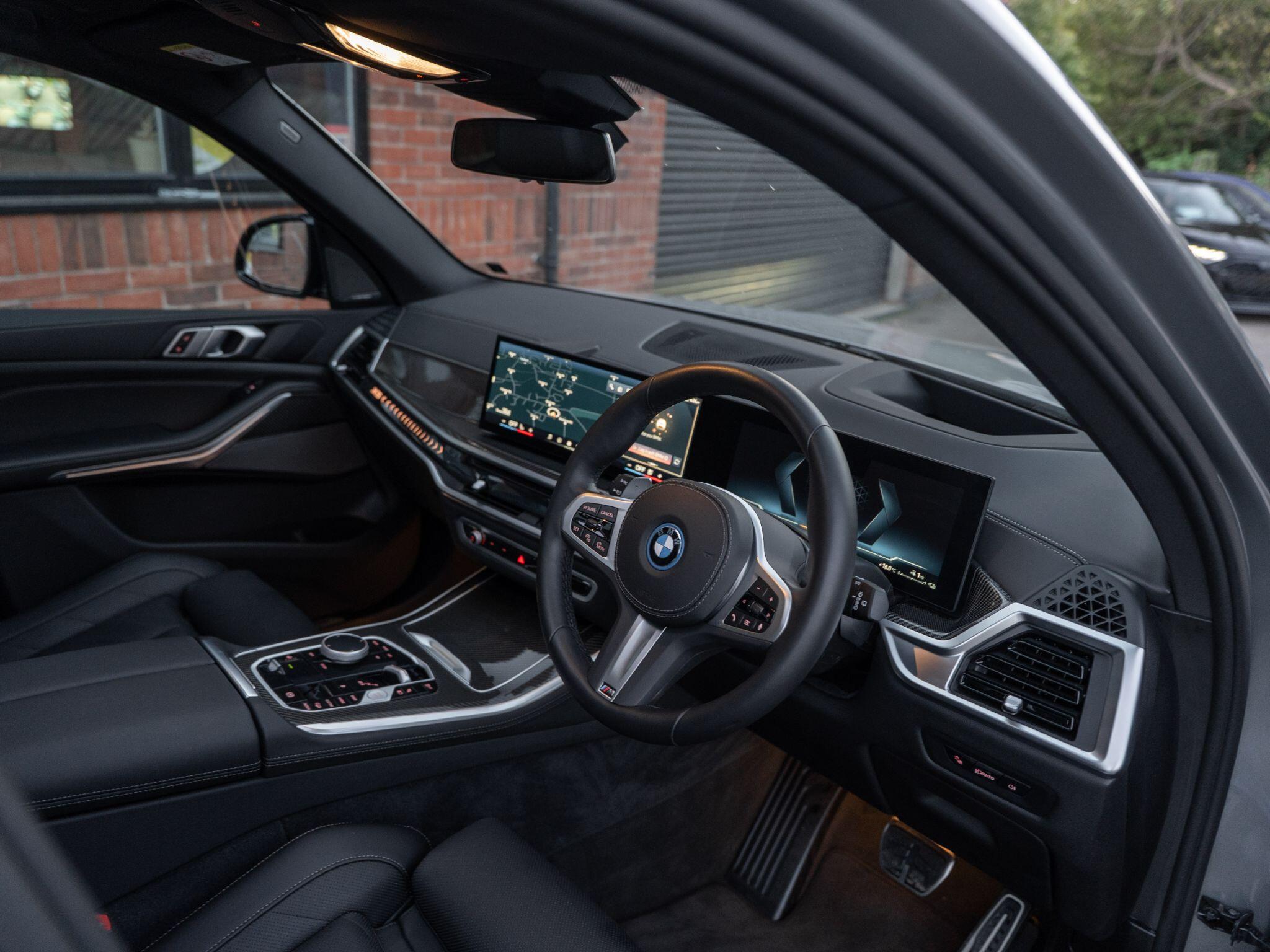 BMW X5 view 31