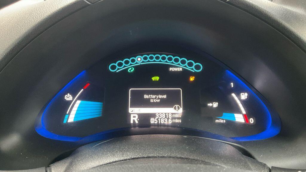 Nissan Leaf view 8