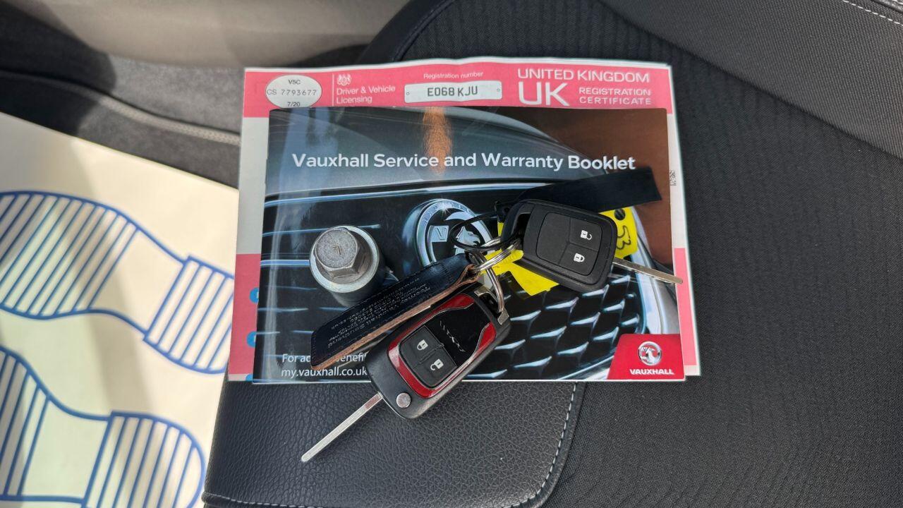 Vauxhall Adam view 35