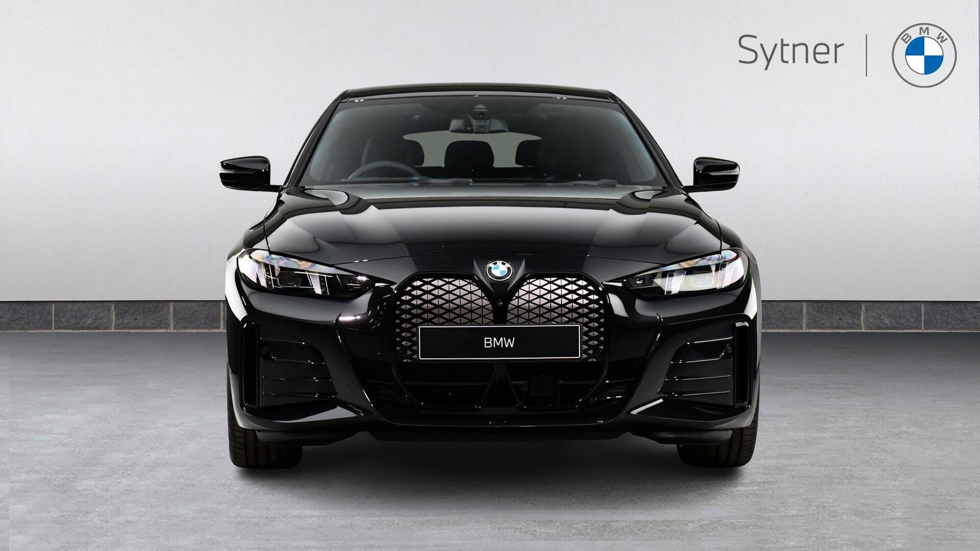 BMW i4 view 16