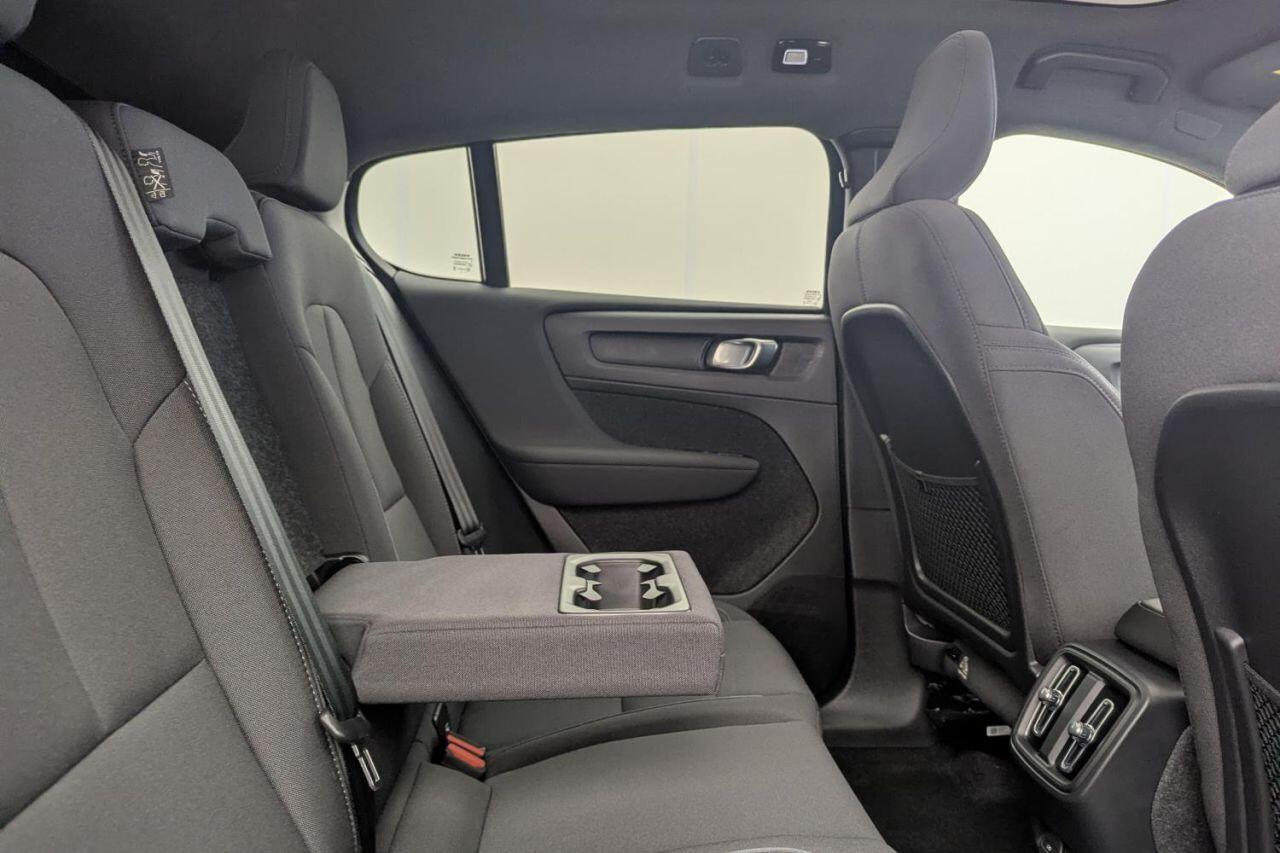 Volvo C40 view 18