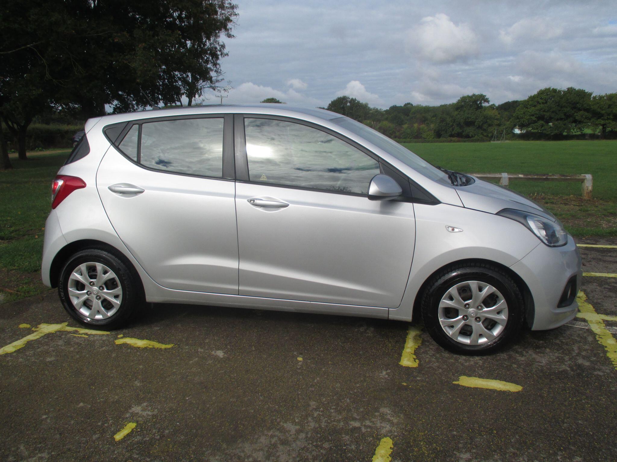 Hyundai I10 view 6