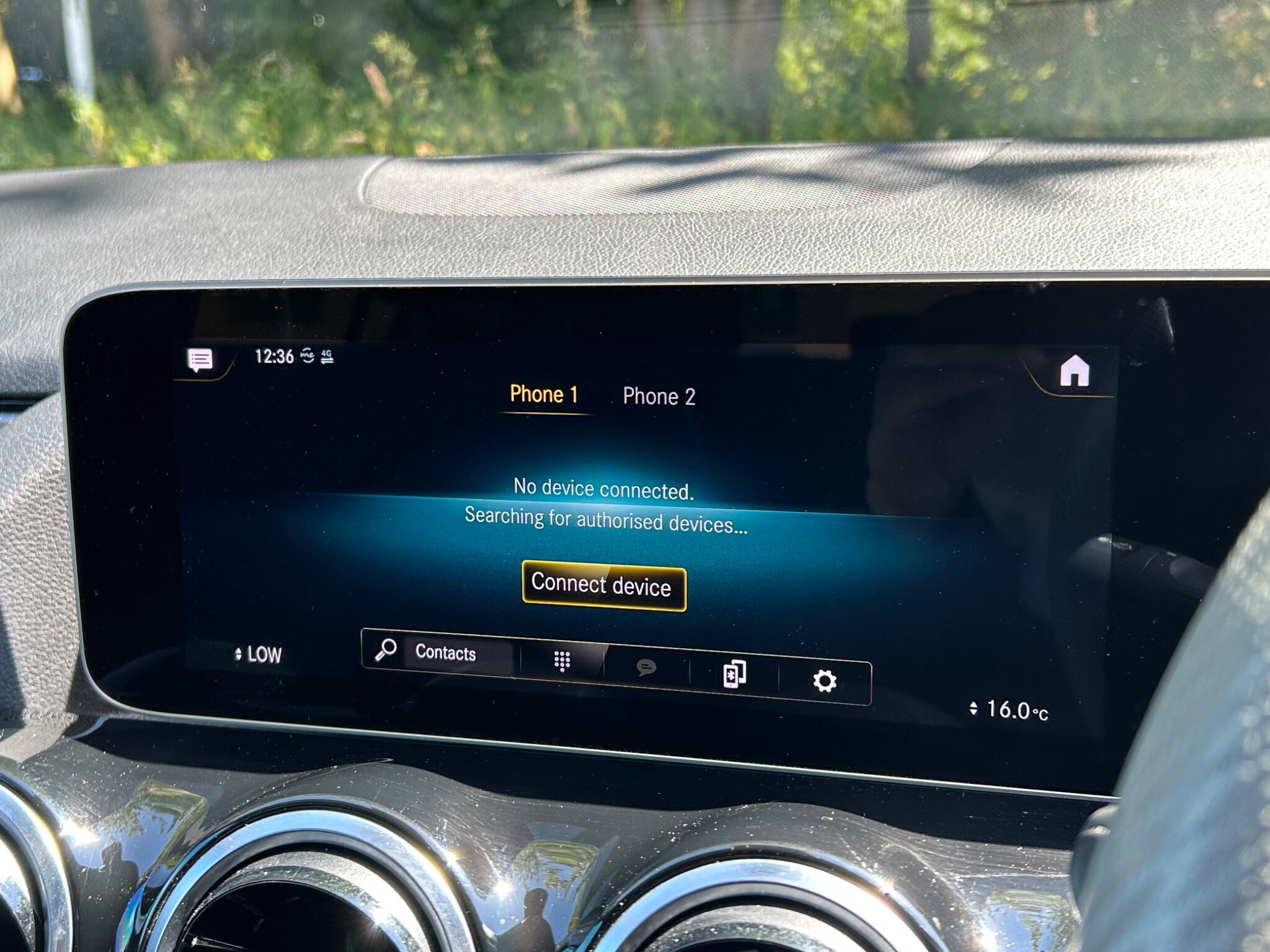 Mercedes-Benz Gla view 48