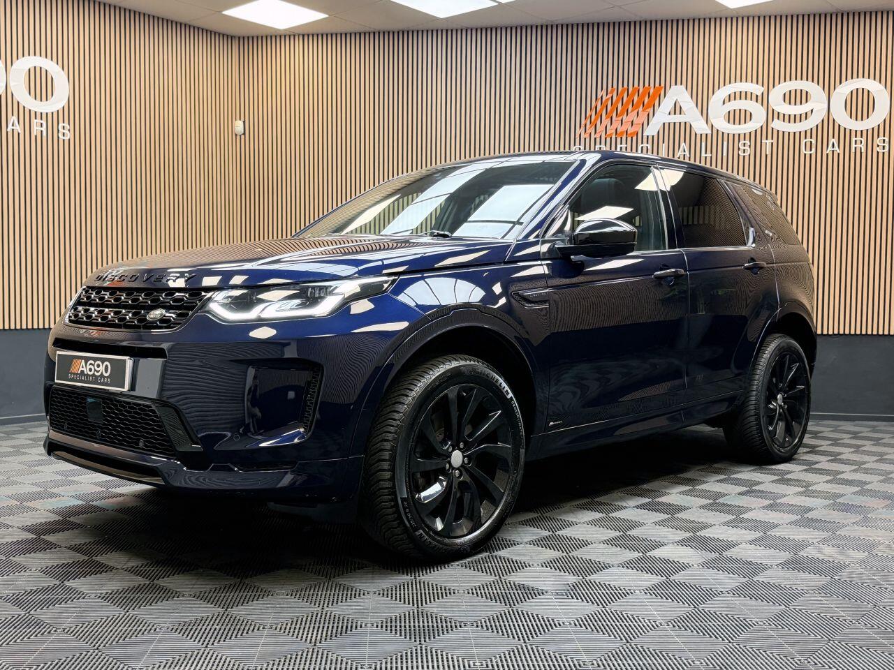 Land Rover Discovery Sport view 3