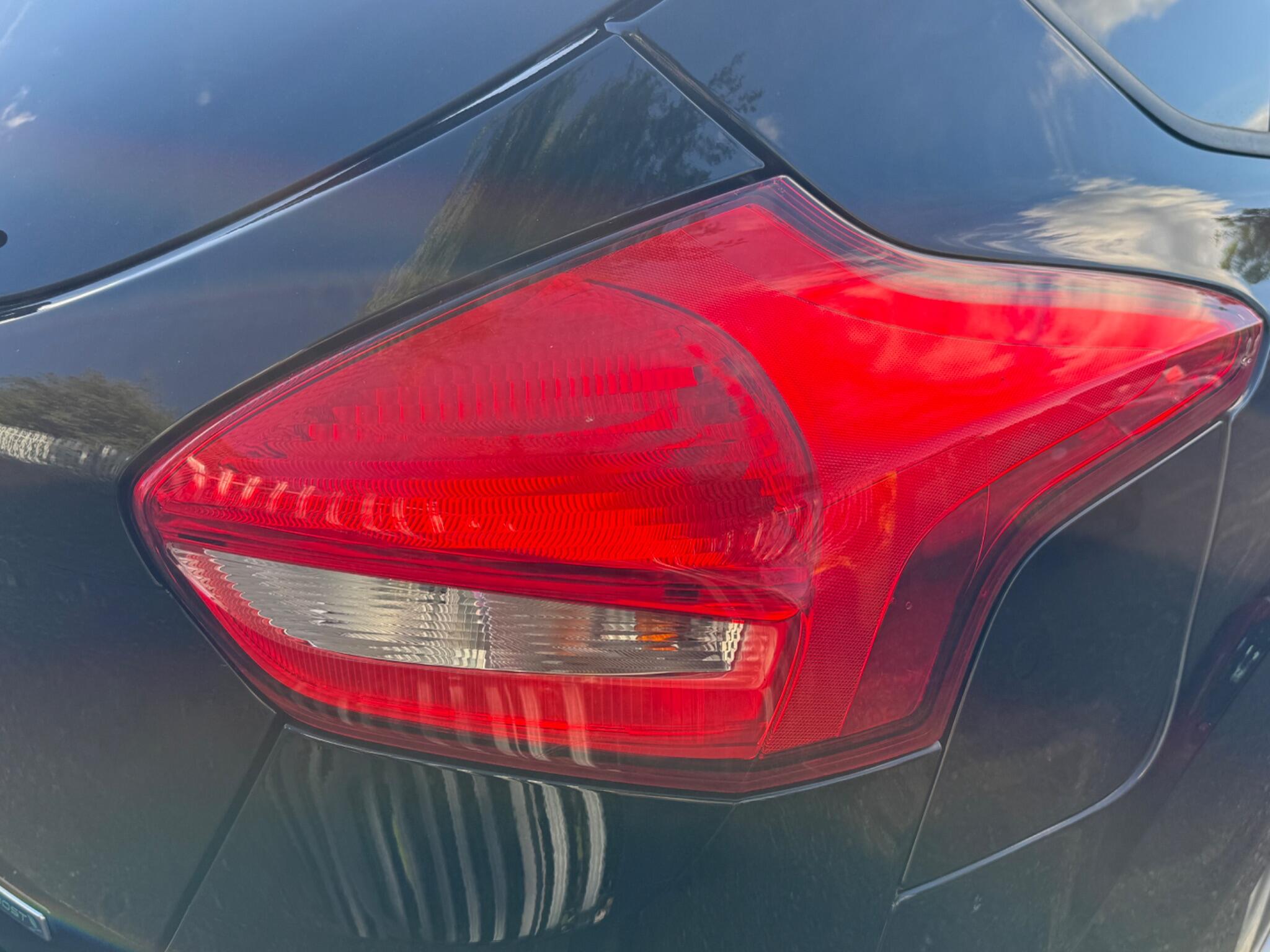 2018 Ford Focus image 45