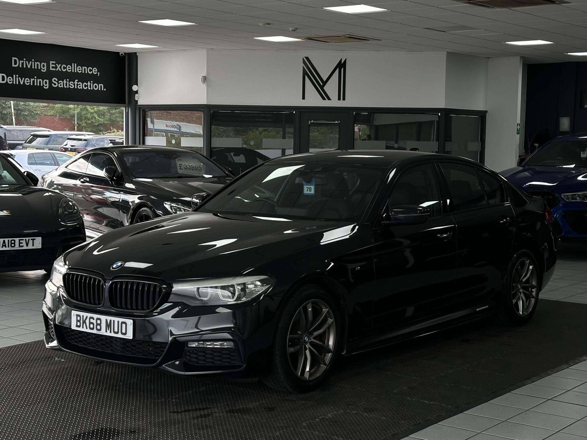 BMW 5 Series view 7