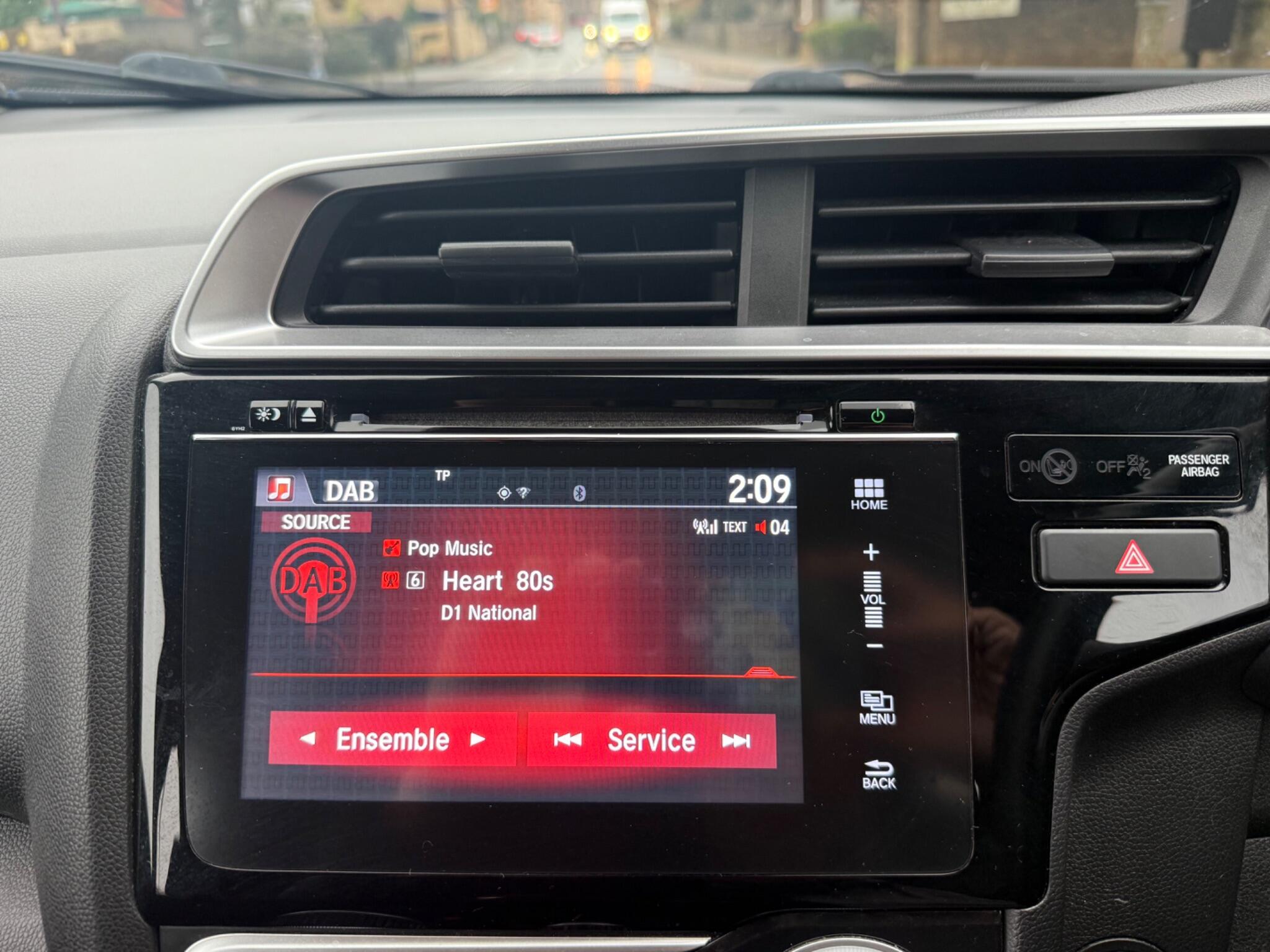 2019 Honda Jazz 1.3 i-VTEC SE Euro 6 (s/s) 5dr • 54,651 miles image 24