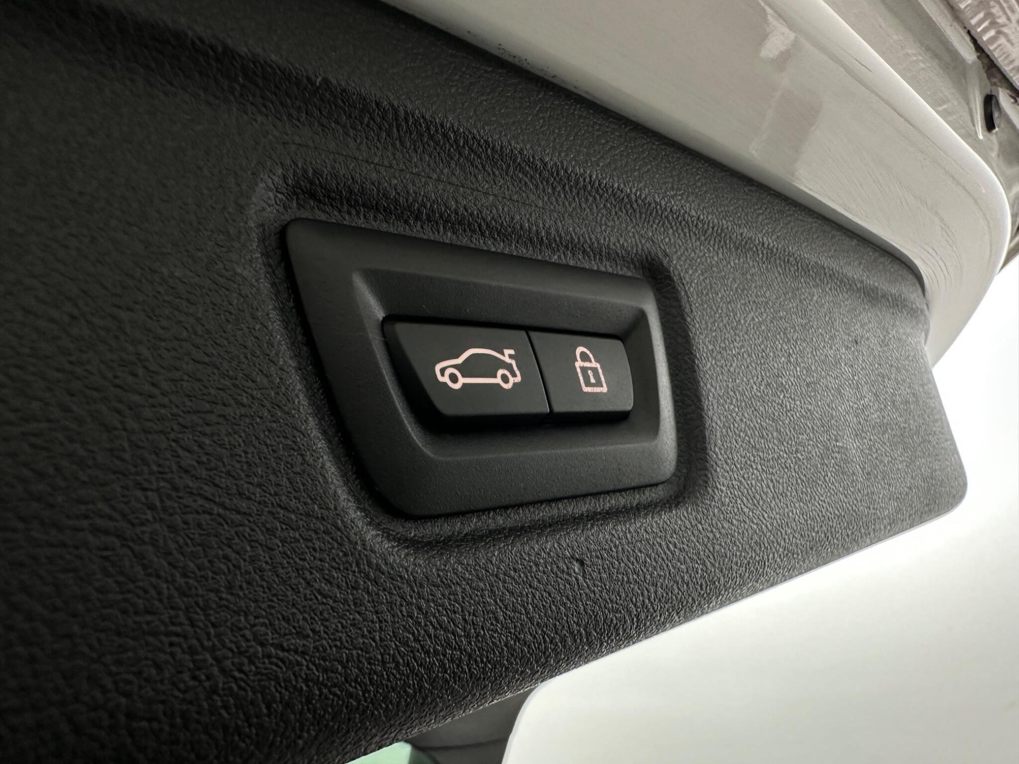 BMW 3 Series view 49