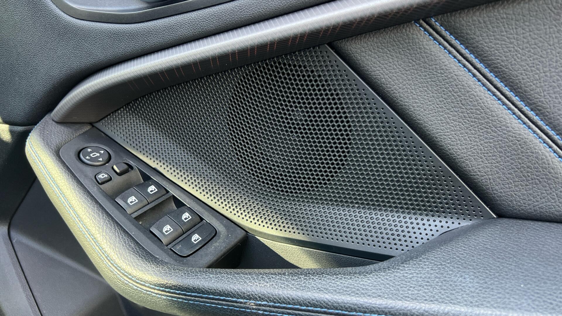 BMW 2 Series view 20