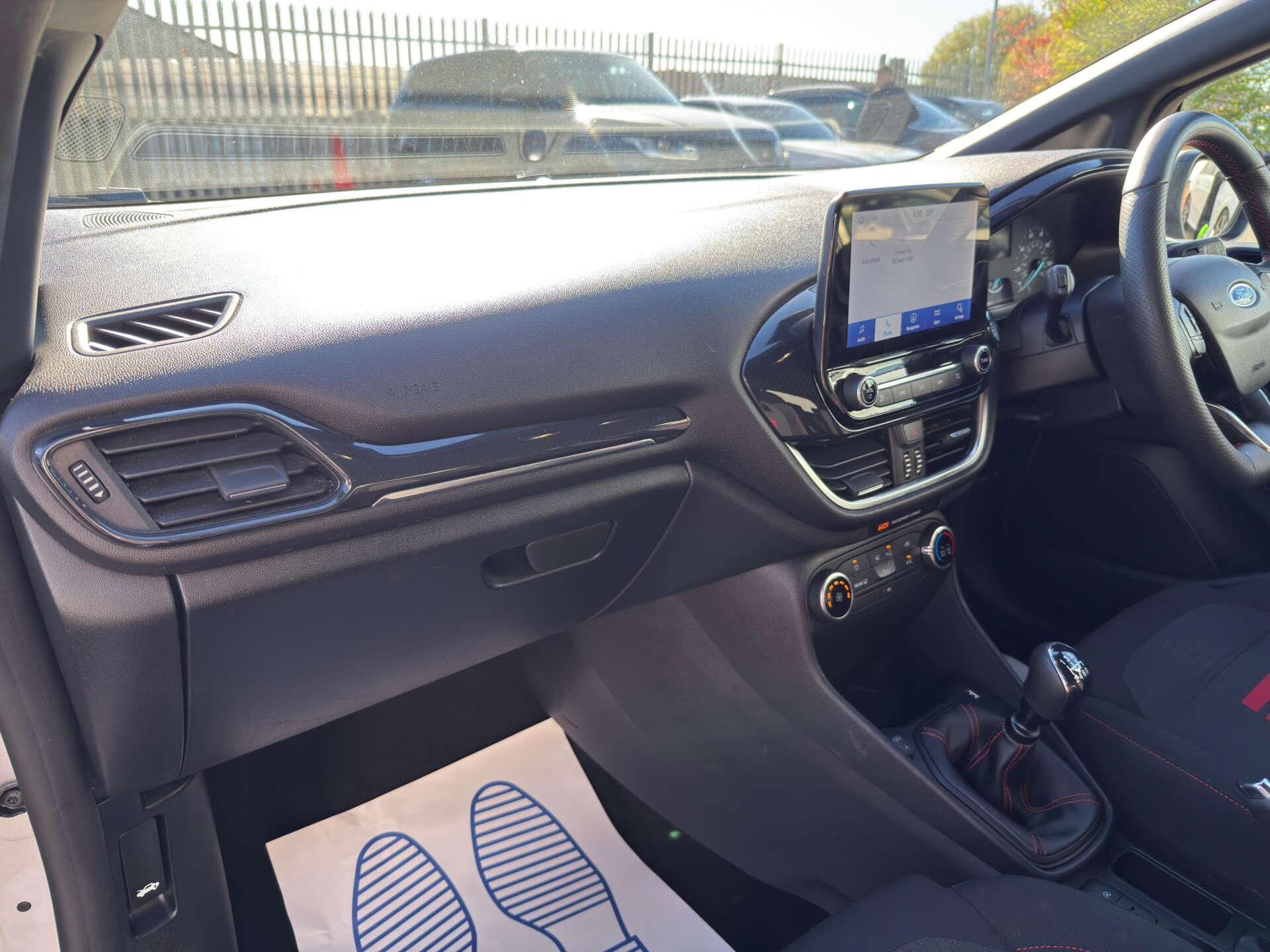 Ford Fiesta view 19