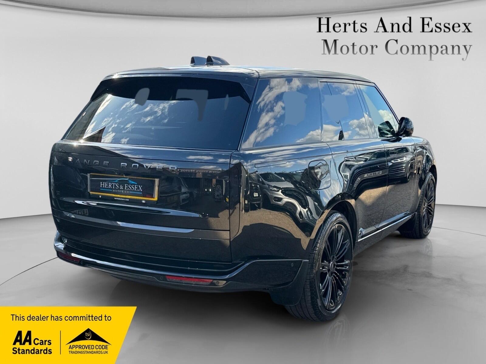 Land Rover Range Rover view 5