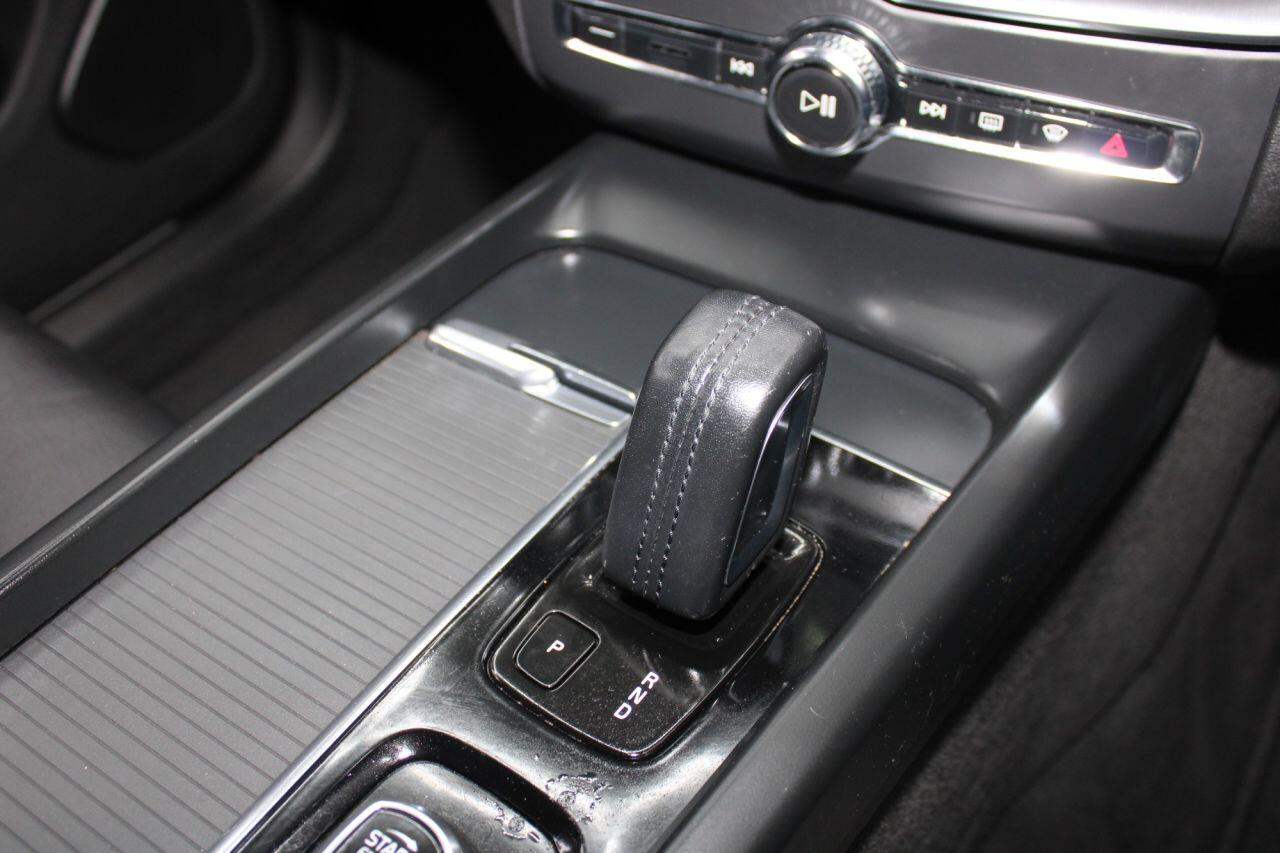 Volvo XC60 view 20
