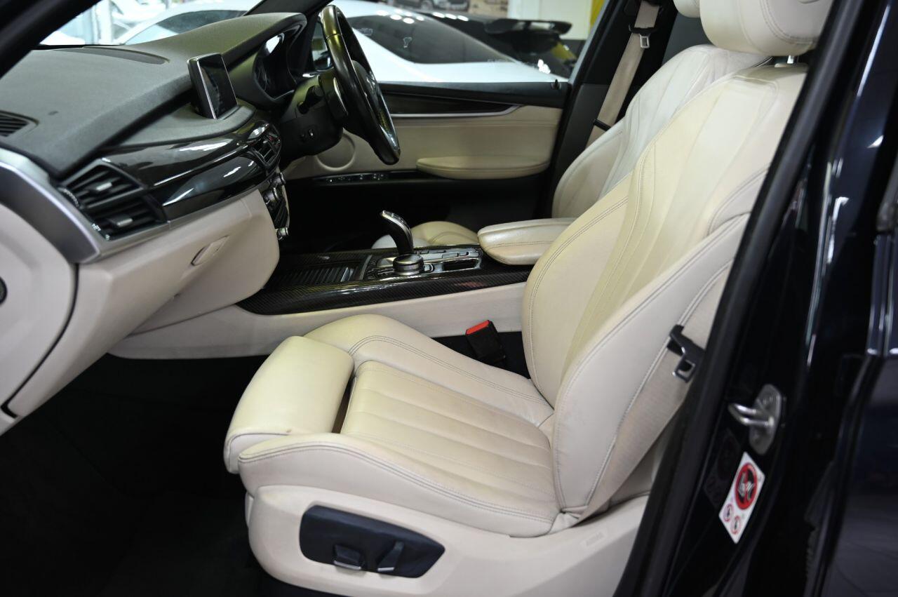 BMW X5 view 14